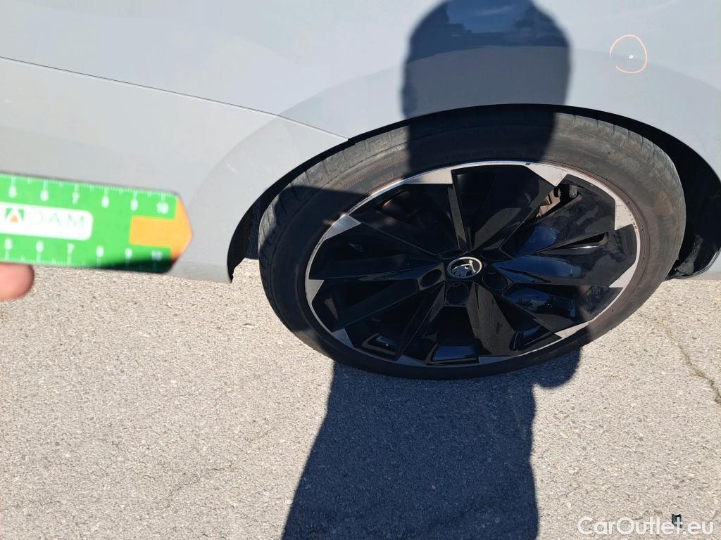  Skoda  Superb SKODA  Combi 2.0 TSI DSG 4x4 Sportline 270 CV #Opcionales 2100€# #7