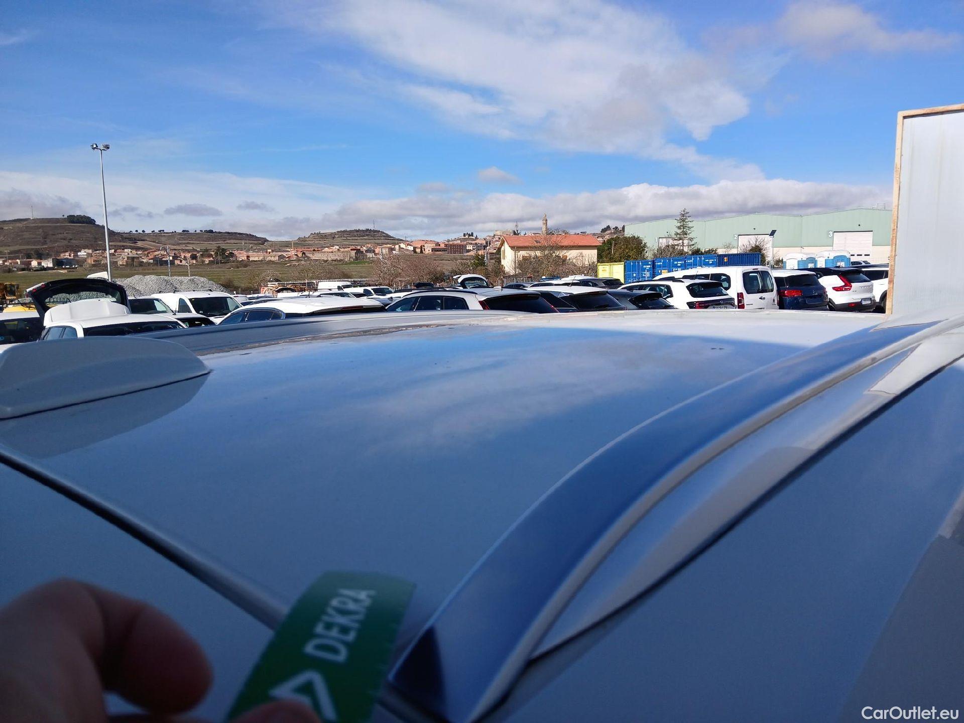  Volvo  XC 40 VOLVO XC40 todoterreno 1.5 T5 Twin Recharge Inscription Ex Auto 260 CV 10 kWh  #38