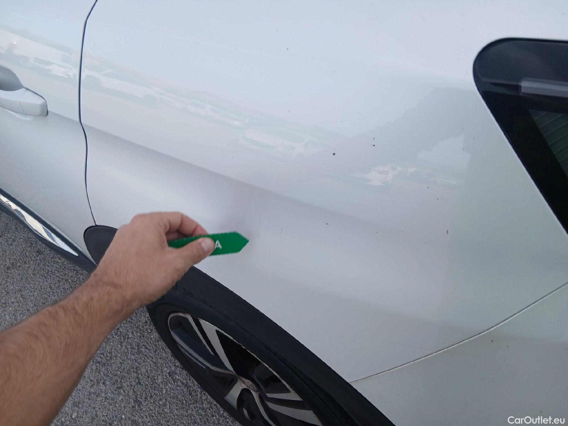  Peugeot  3008 PEUGEOT  / 2020 / 5P / todoterreno 1.5 BlueHDi 96kW S&S GT EAT8 #12