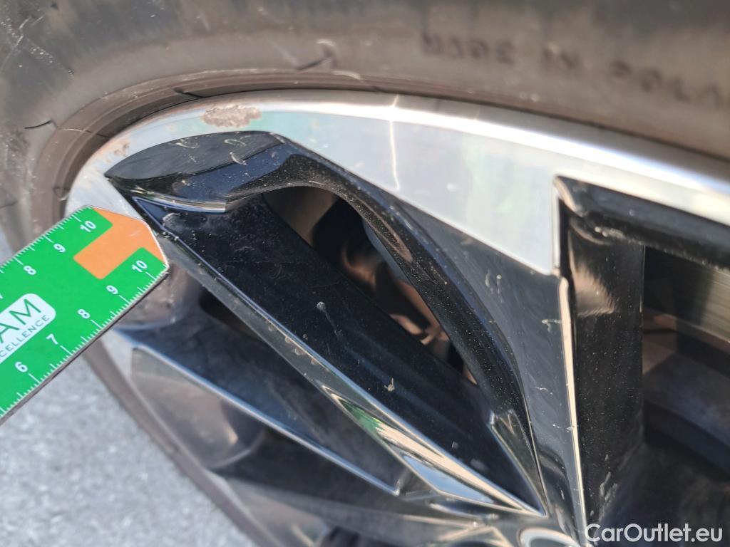  Skoda  Superb SKODA  Combi 2.0 TSI DSG 4x4 Sportline 270 CV #Opcionales 2100€# #4