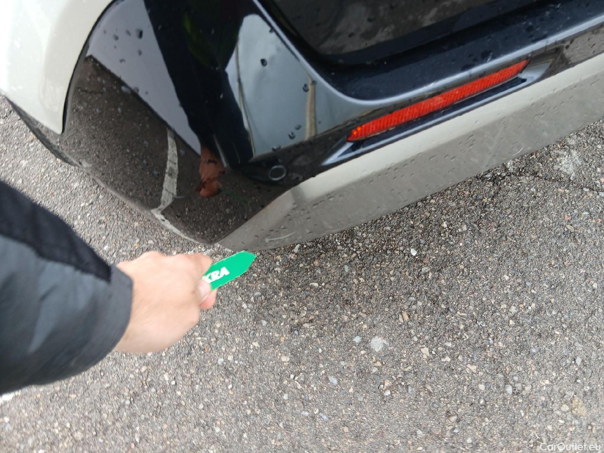  Toyota  RAV4 TOYOTA  / 2018 / 5P / todoterreno 2.5l hybrid 2WD Feel! #7