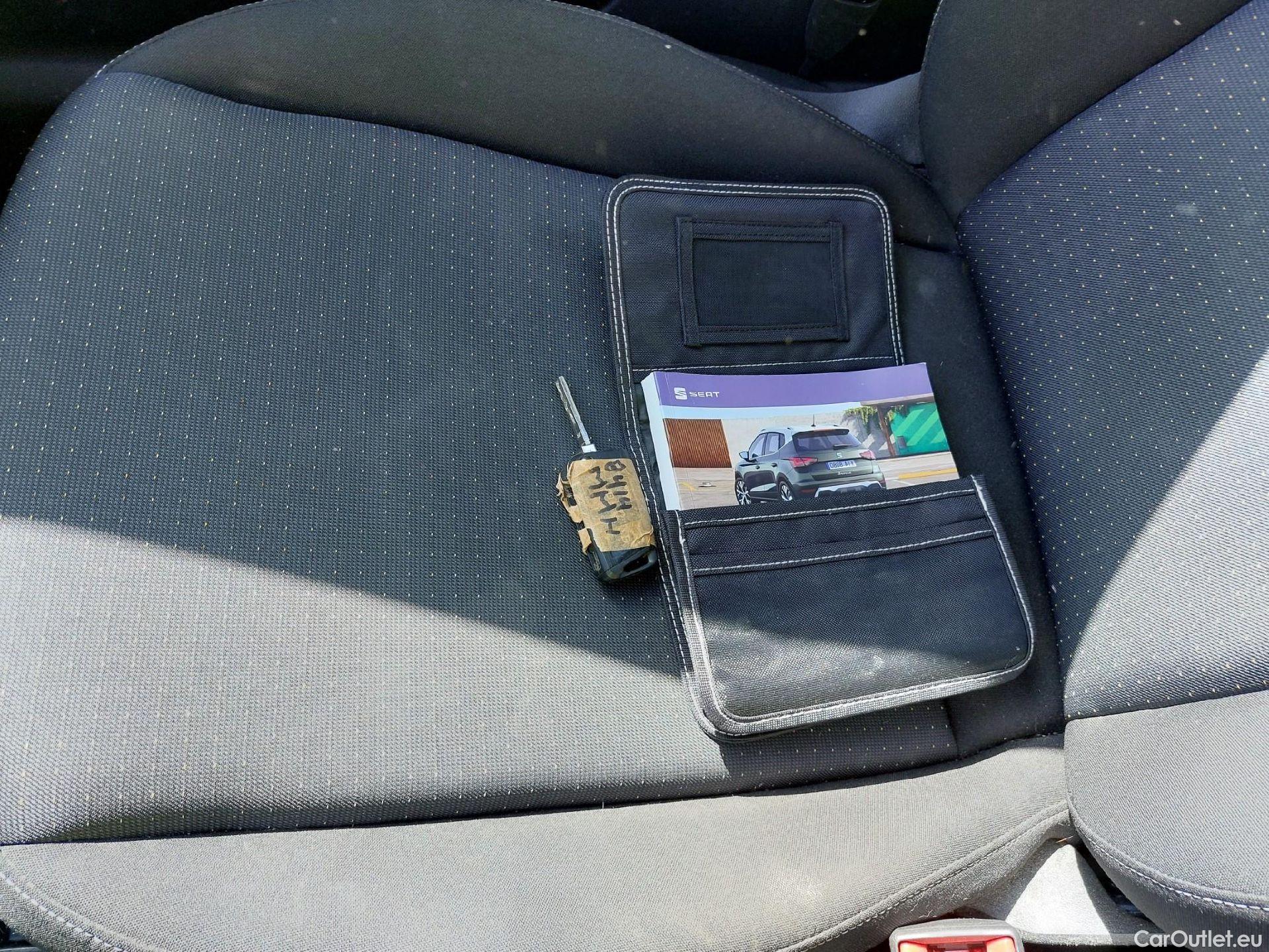  Seat  Arona SEAT  / 2021 / 5P / todoterreno 1.0 TSI 81kW (110CV) Style XL(SP) #2