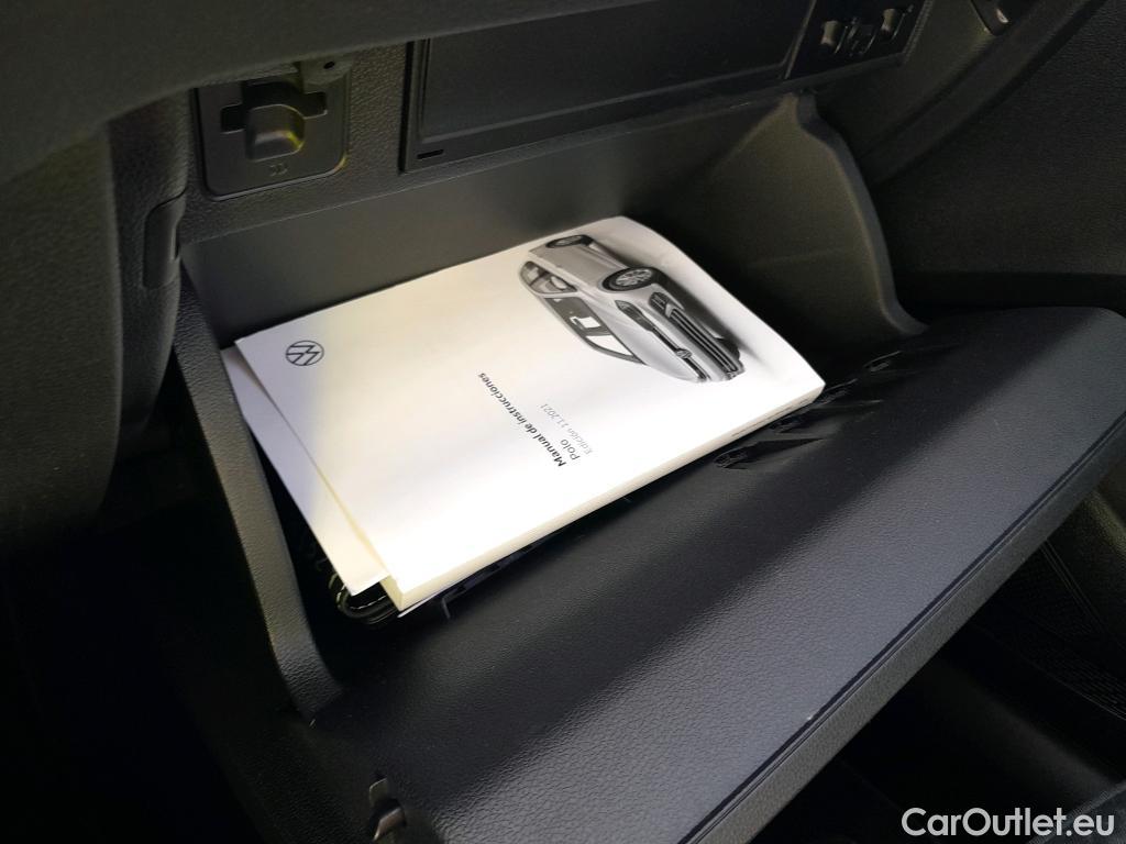  Volkswagen  Polo VOLKSWAGEN  / 2021 / 5P / berlina con portón Life 1.0 TSI 70kW (95CV) (AC) #9