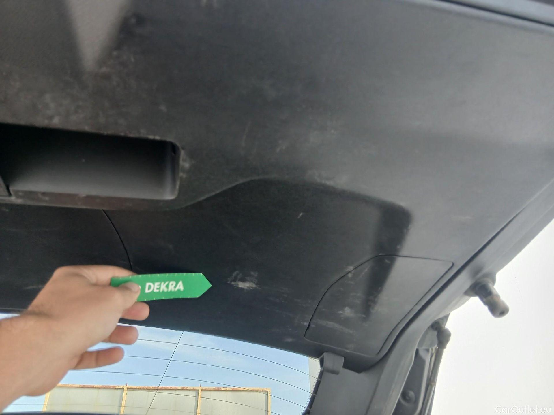  Peugeot  3008 PEUGEOT  / 2020 / 5P / todoterreno 1.5 BlueHDi 96kW S&S GT EAT8 #18