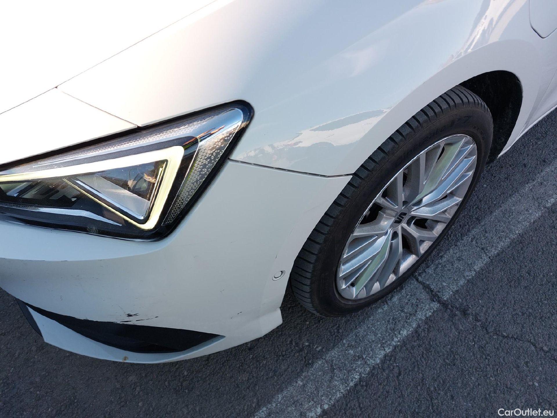  Seat  Leon SEAT Nuevo León / 2020 / 5P / familiar SP 1.4 e-Hybrid DSG S&S Xcellence Go L #7