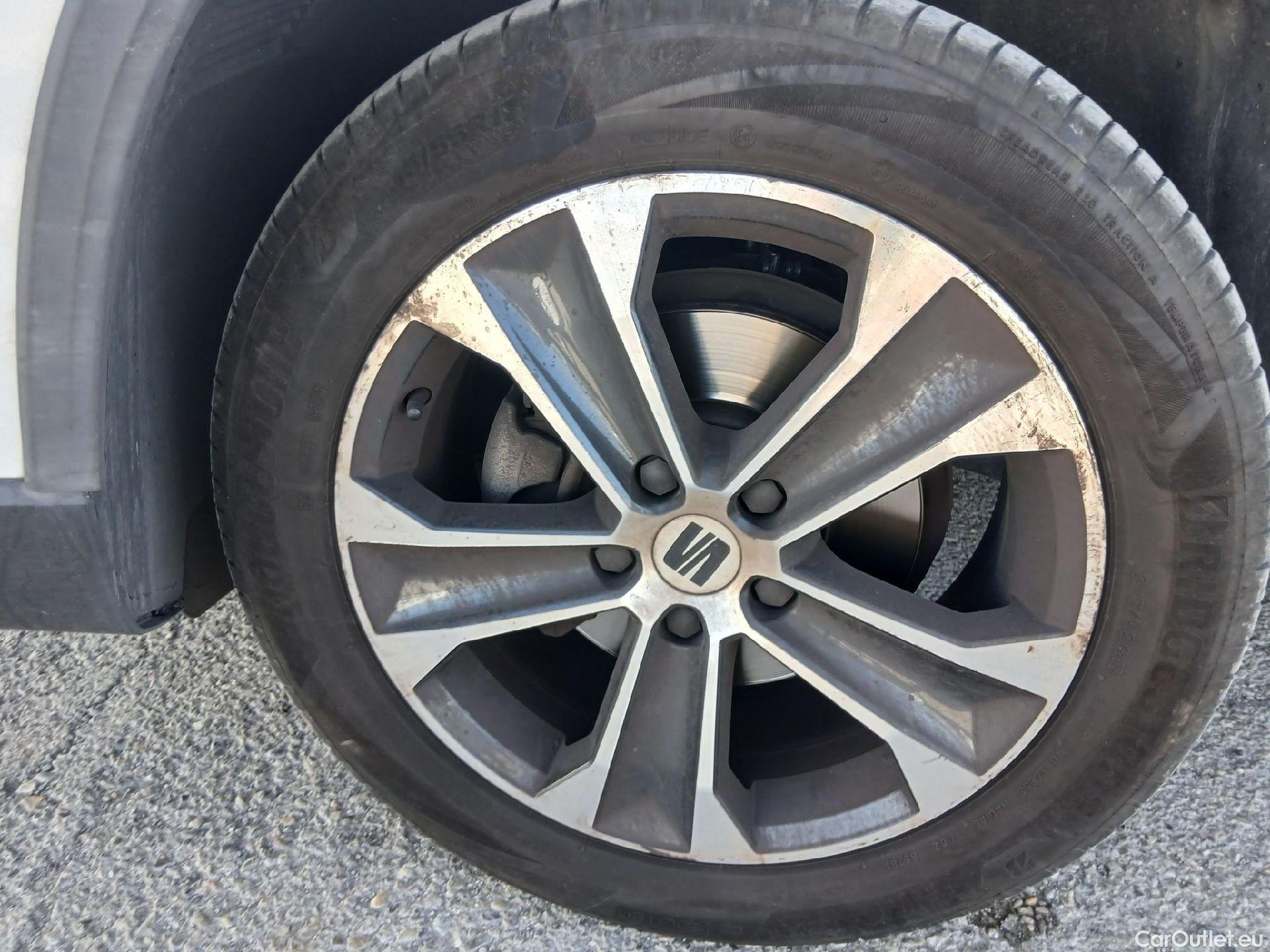  Seat  ATECA SEAT  / 2016 / 5P / todoterreno 1.5 TSI 110kW DSG S&S Style XL(SP) #10