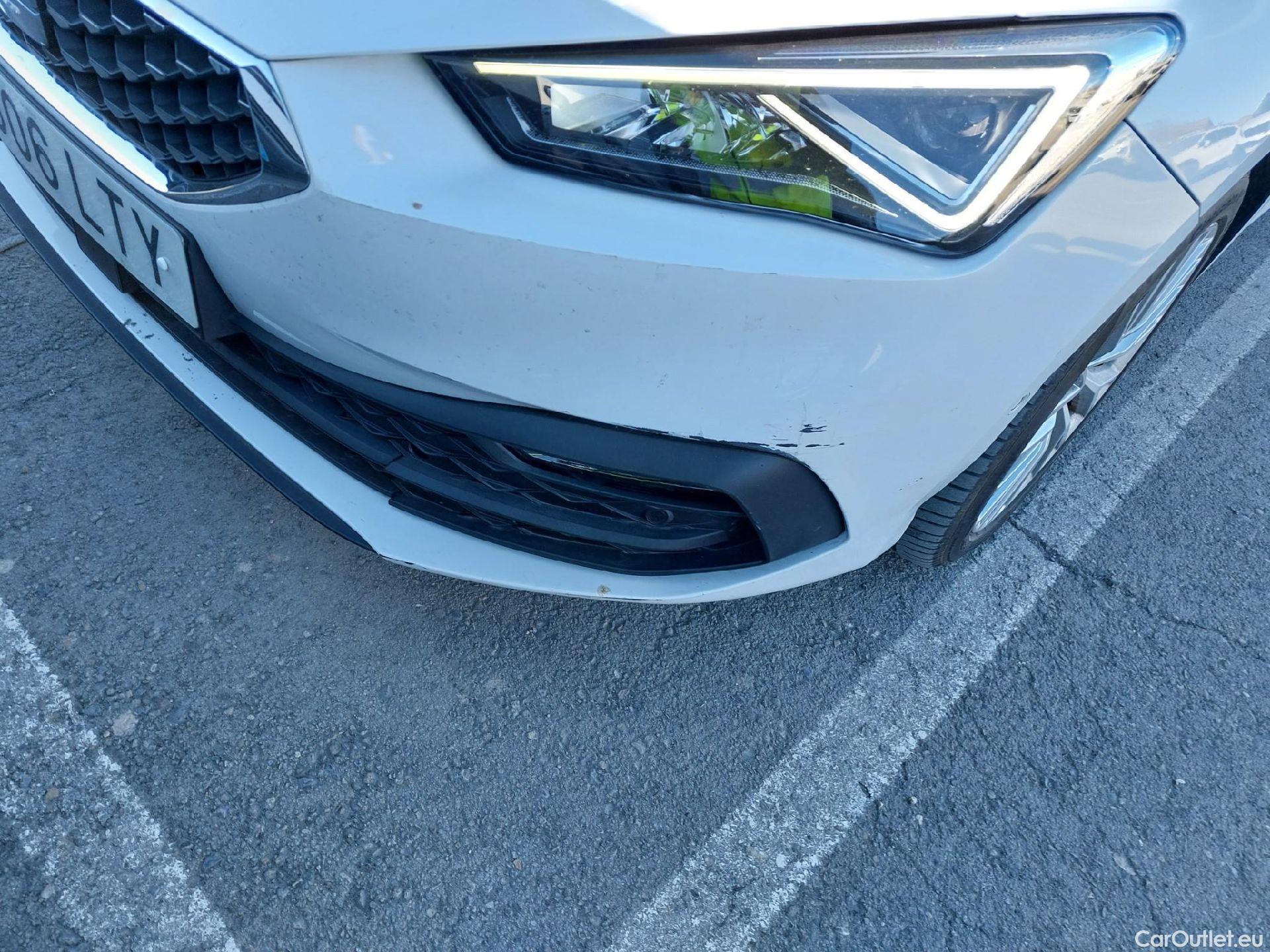  Seat  Leon SEAT Nuevo León / 2020 / 5P / familiar SP 1.4 e-Hybrid DSG S&S Xcellence Go L #4