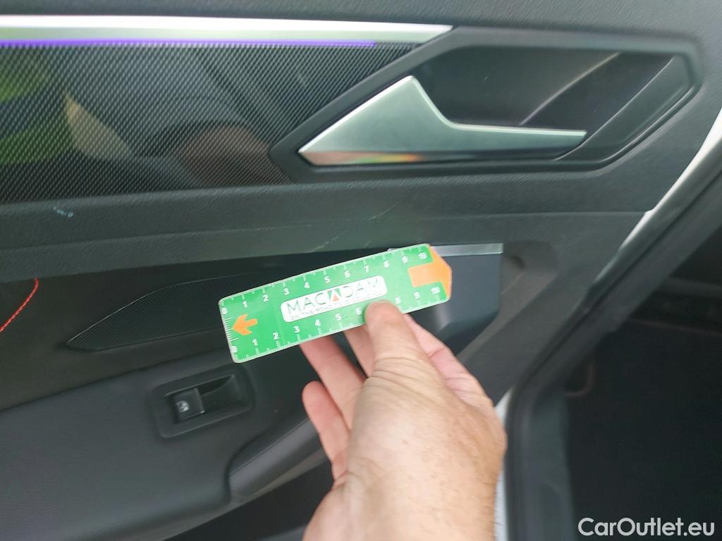  Volkswagen  Tiguan VOLKSWAGEN  / 2020 / 5P / todoterreno Urban Sport 2.0 TDI 110kW (150CV) #11