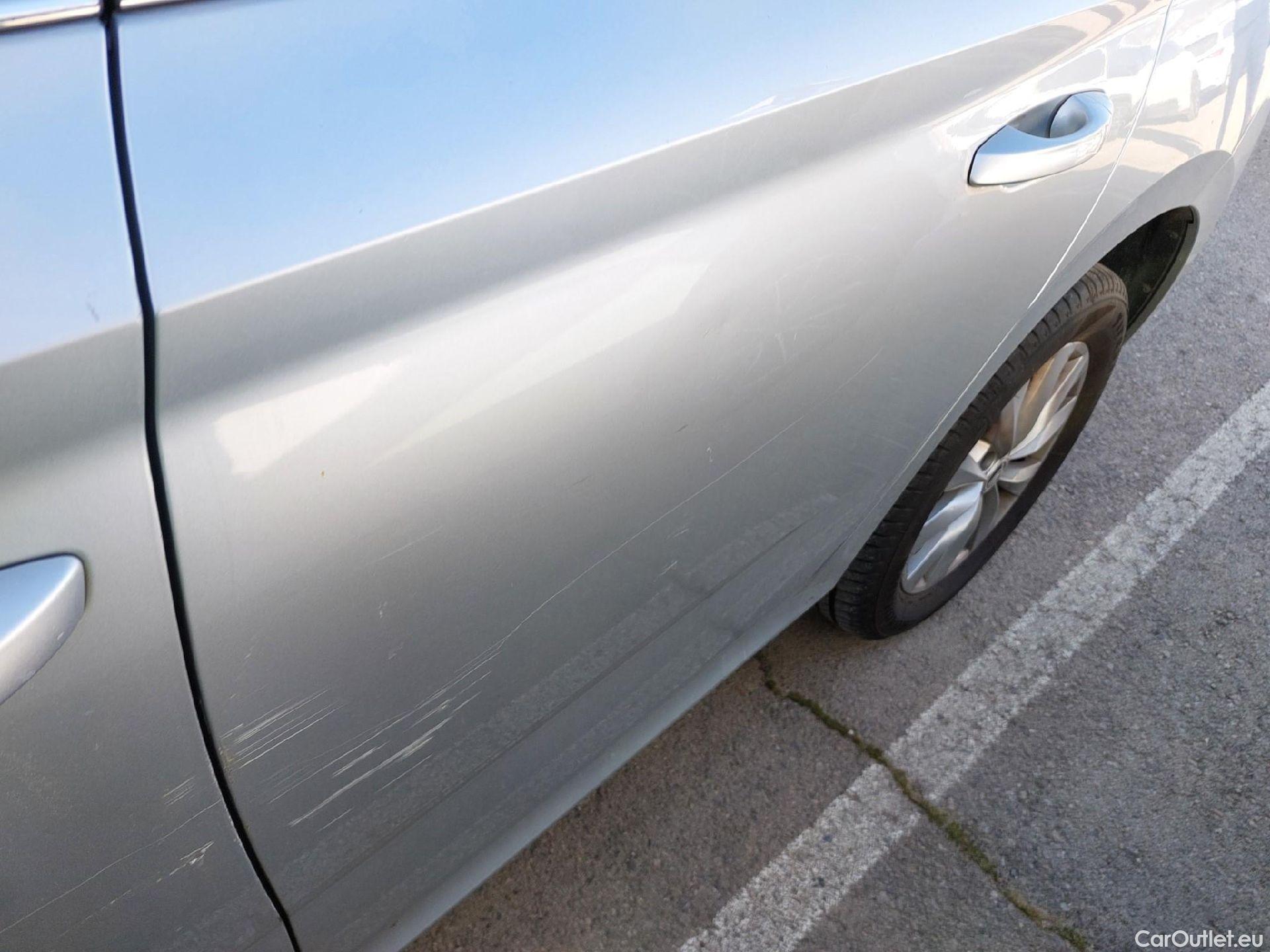  Skoda  KAMIQ SKODA  / 2019 / 5P / todoterreno 1.0 TSI 81kW (110CV) Emotion #13