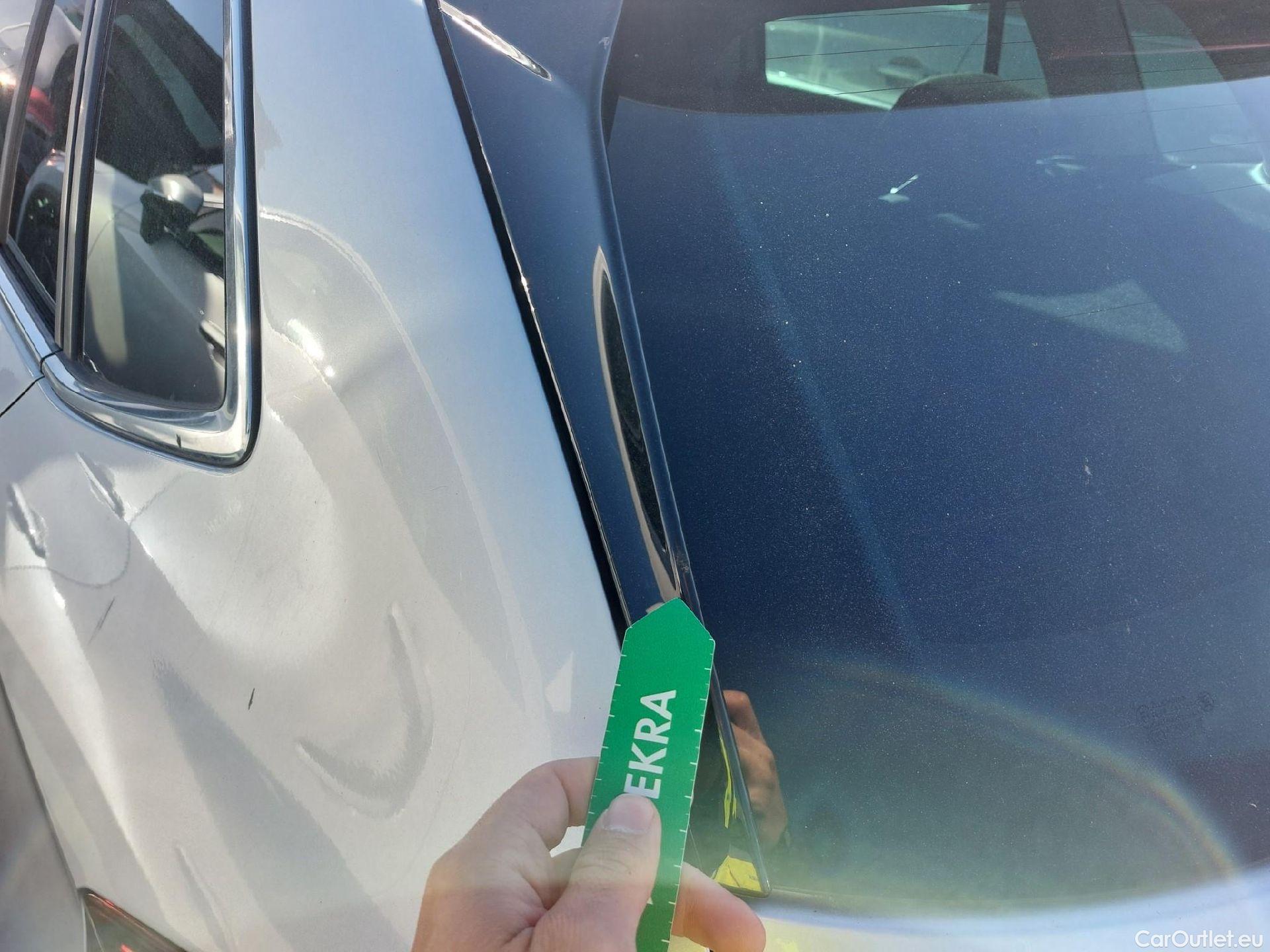  Skoda  KAMIQ SKODA  / 2019 / 5P / todoterreno 1.0 TSI 81kW (110CV) Emotion #24