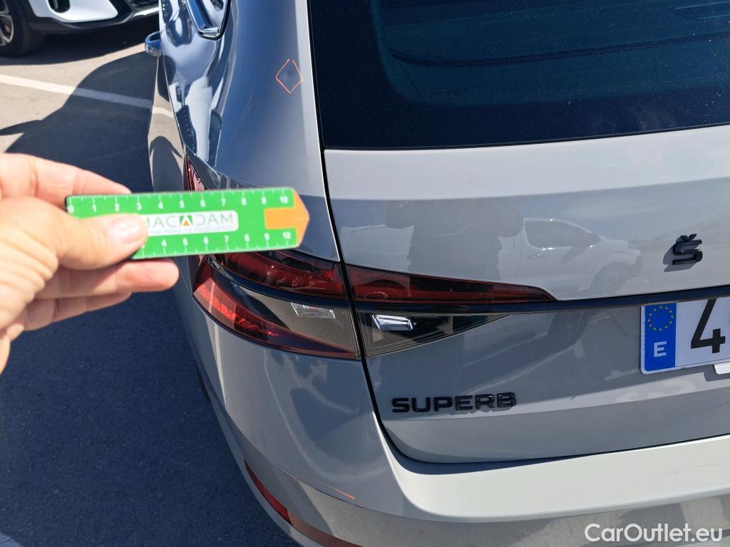  Skoda  Superb SKODA  Combi 2.0 TSI DSG 4x4 Sportline 270 CV #Opcionales 2100€# #30