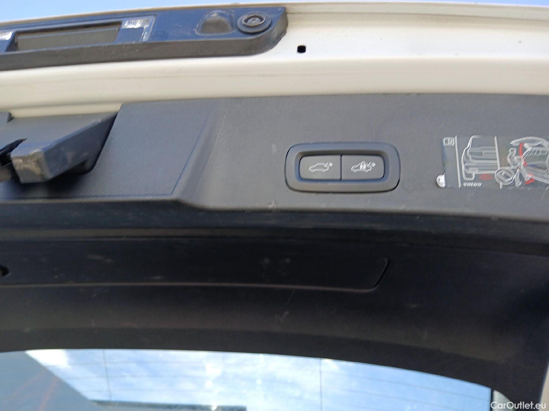  Volvo  XC 40 VOLVO XC40 todoterreno 1.5 T5 Twin Recharge Inscription Ex Auto 260 CV 10 kWh  #11