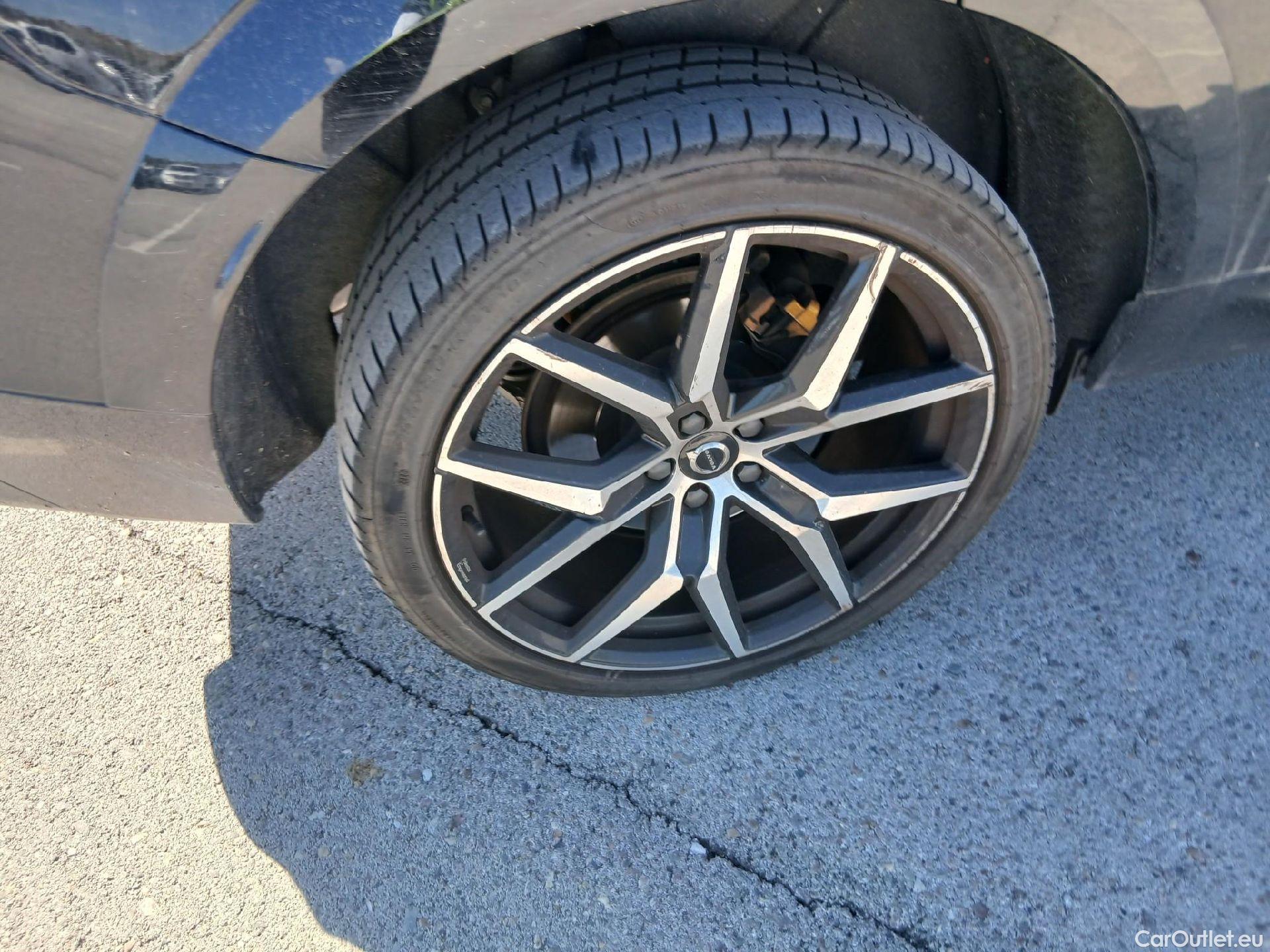  Volvo  XC60 VOLVO  2.0 T8 AWD Recharge Polestar 405 CV #Opcionales 1720€# #18