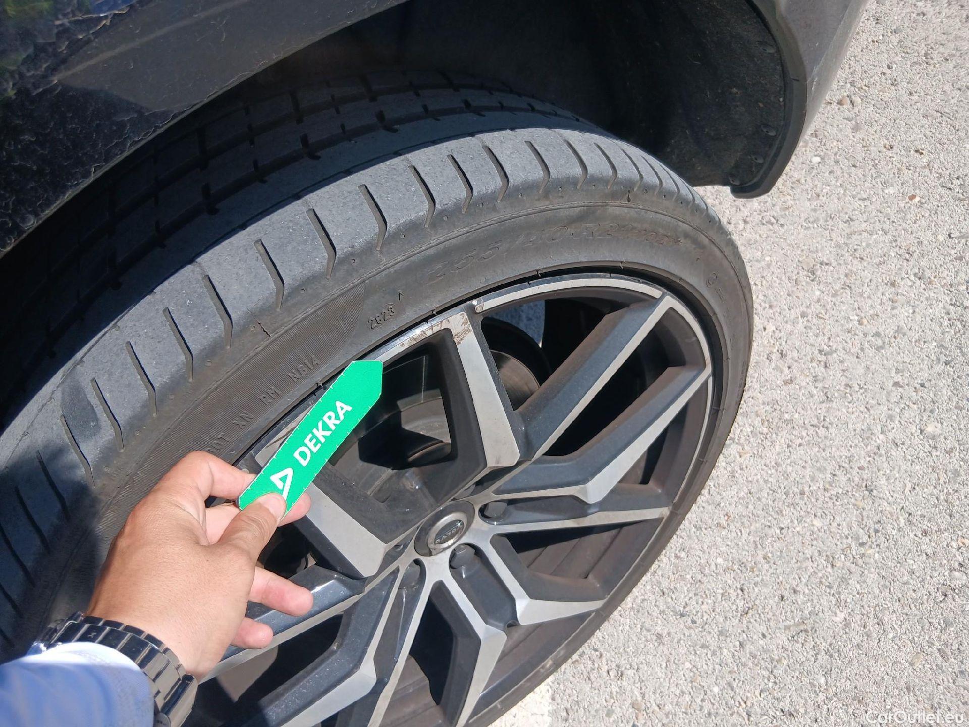  Volvo  XC60 VOLVO  2.0 T8 AWD Recharge Polestar 405 CV #Opcionales 1720€# #14