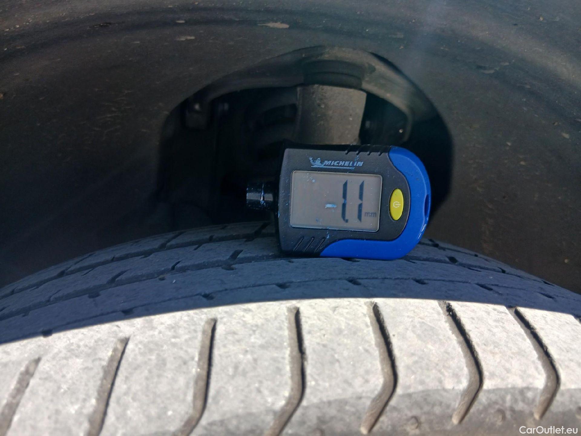  Volvo  XC60 VOLVO  2.0 T8 AWD Recharge Polestar 405 CV #Opcionales 1720€# #2