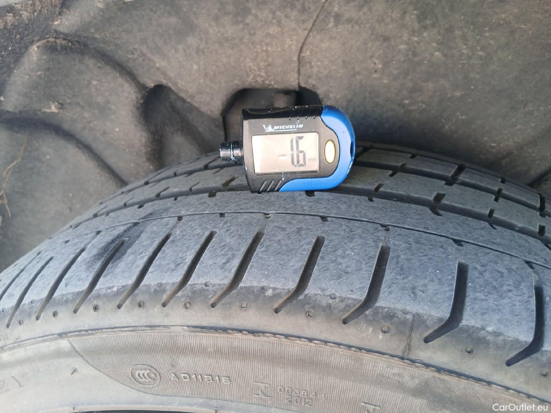  Volvo  XC60 VOLVO  2.0 T8 AWD Recharge Polestar 405 CV #Opcionales 1720€# #5