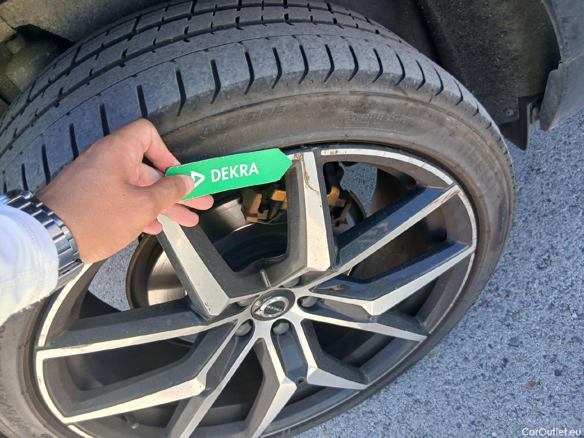  Volvo  XC60 VOLVO  2.0 T8 AWD Recharge Polestar 405 CV #Opcionales 1720€# #17