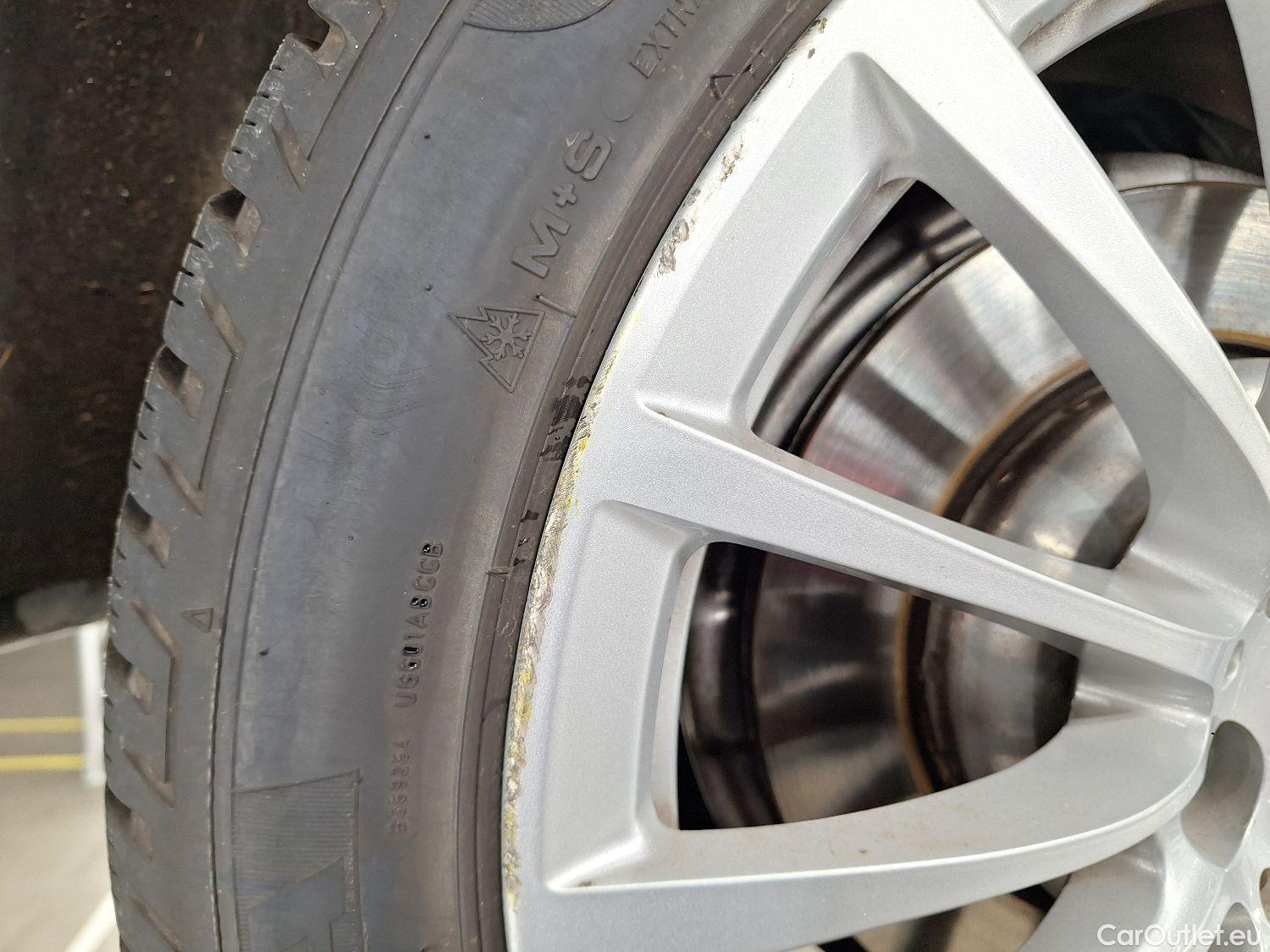  Bmw  Serie 5 BMW, 5-ser To FL'20 PHEV, BMW 5 Reeks Touring 520e 150kW 5d #9