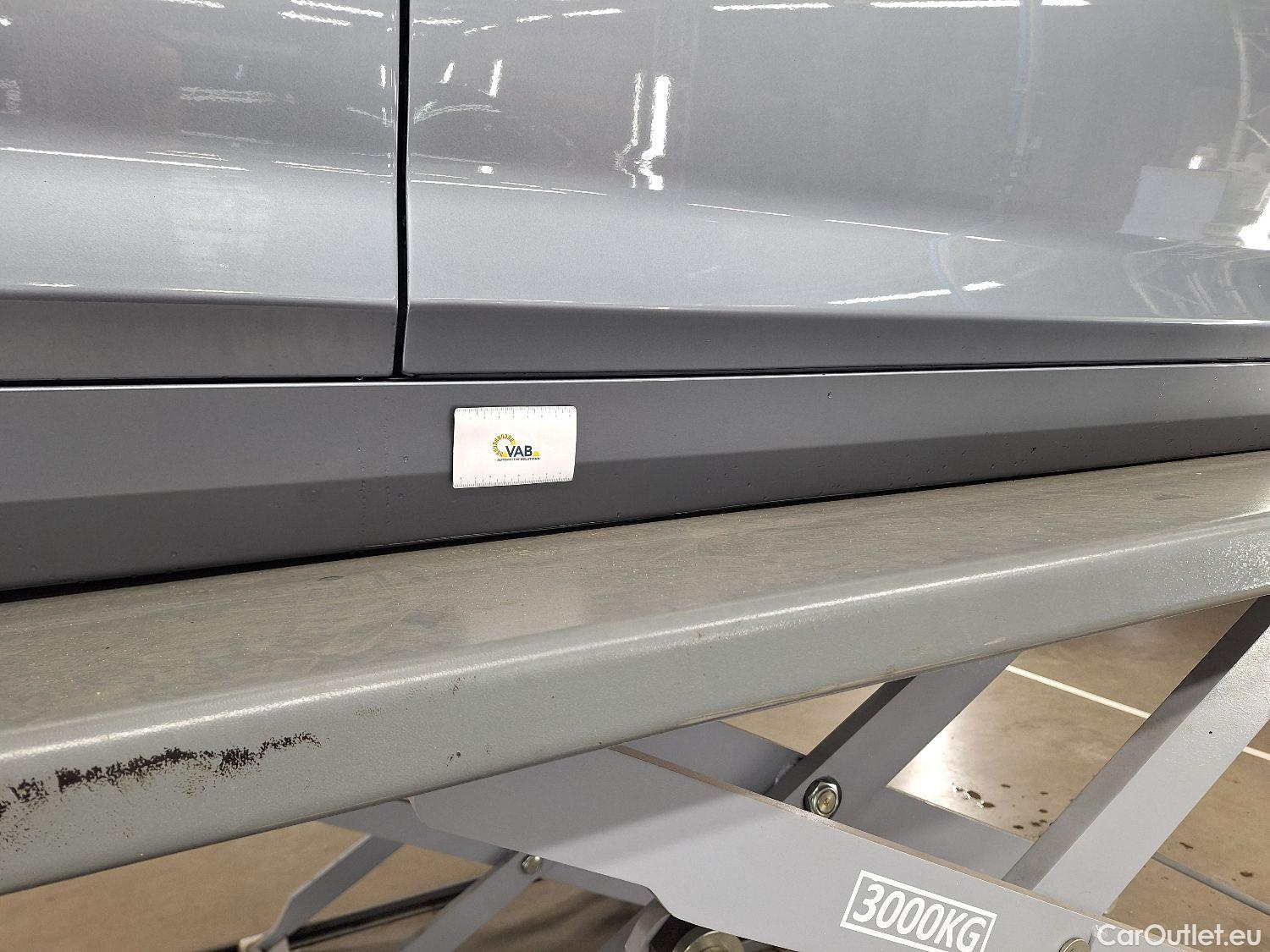  Bmw  Serie 5 BMW, 5-ser To FL'20 PHEV, BMW 5 Reeks Touring 520e 150kW 5d #6