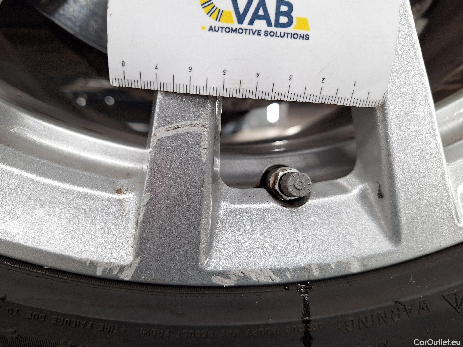  Bmw  Serie 5 BMW, 5-ser To FL'20 PHEV, BMW 5 Reeks Touring 530e Auto 5d #31