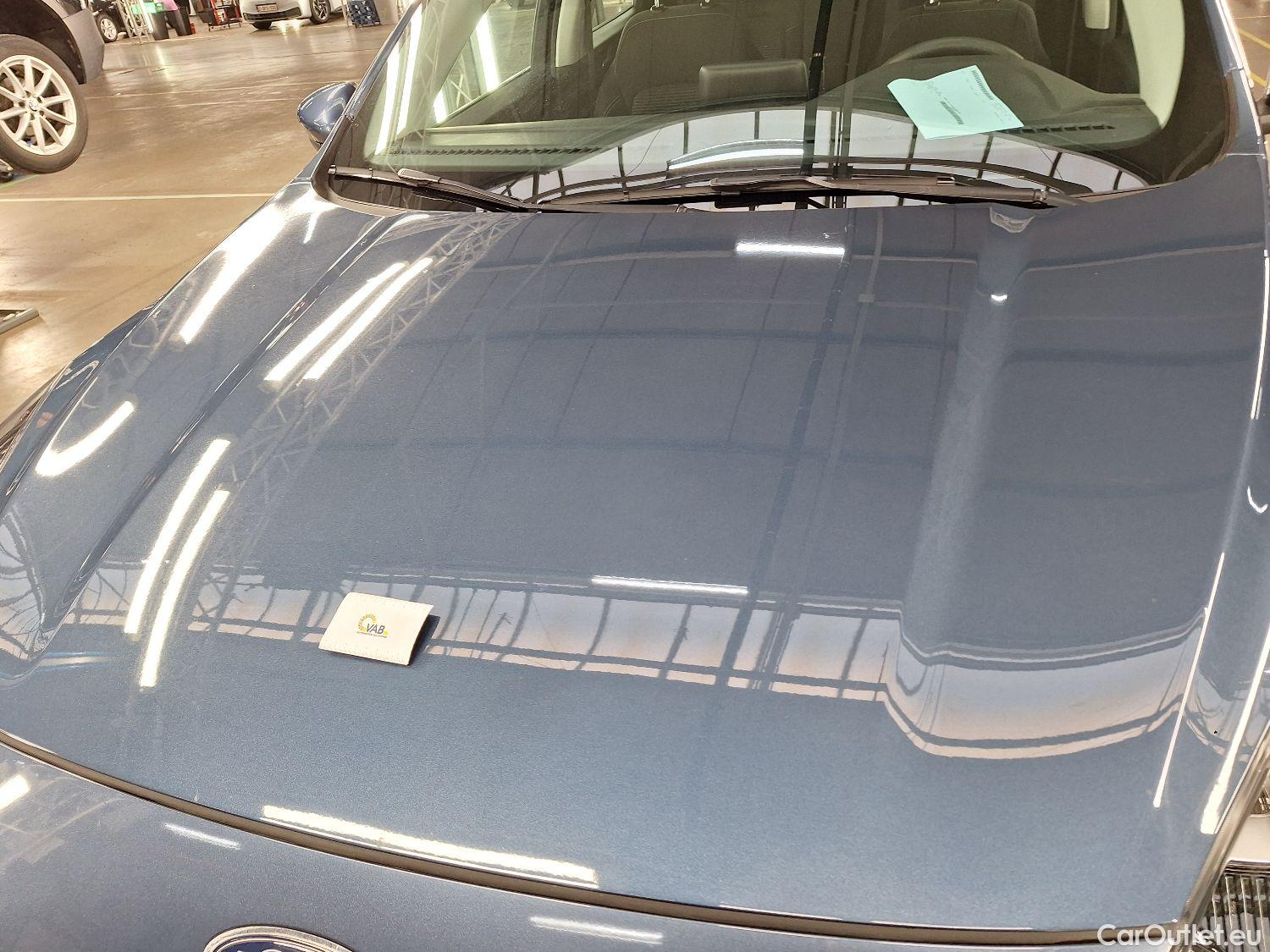  Ford  Kuga Ford,  '19, Ford  2.5i PHEV Aut. 165kW Titanium 5d #16