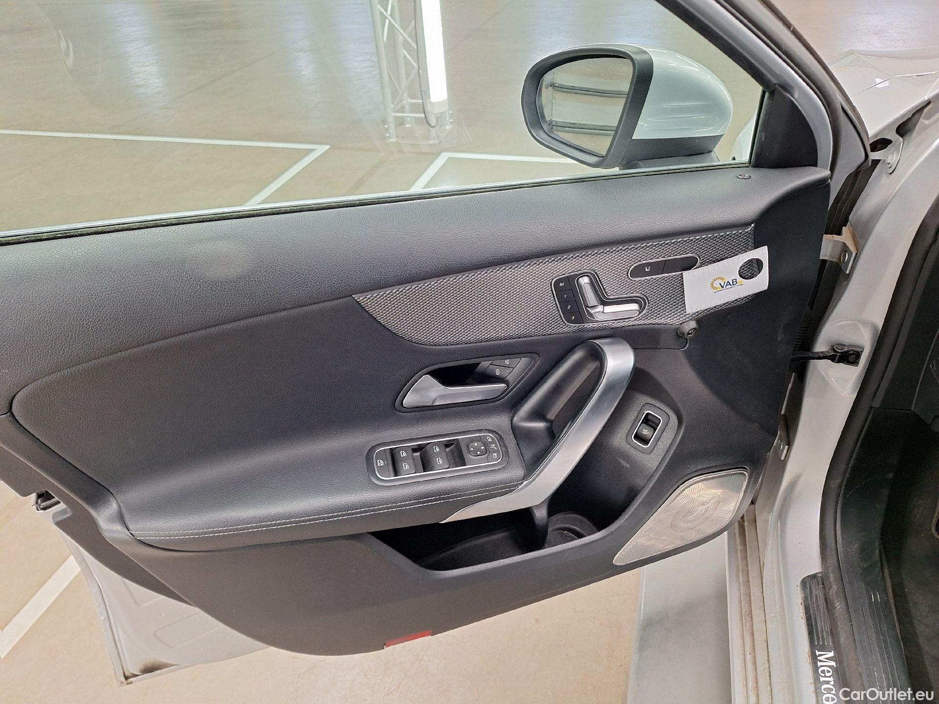  Mercedes  A-Klasse Mercedes, A-Class Berline '18, Mercedes-Benz  Limousine A 180d Business S #4