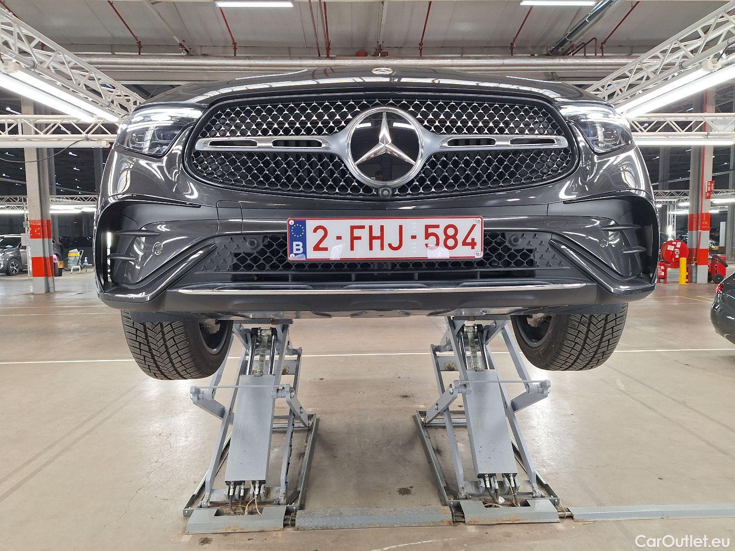  Mercedes  G-Klasee Mercedes, GLC-coupe, GLC Coupe 300e 4M AMG Line A #3