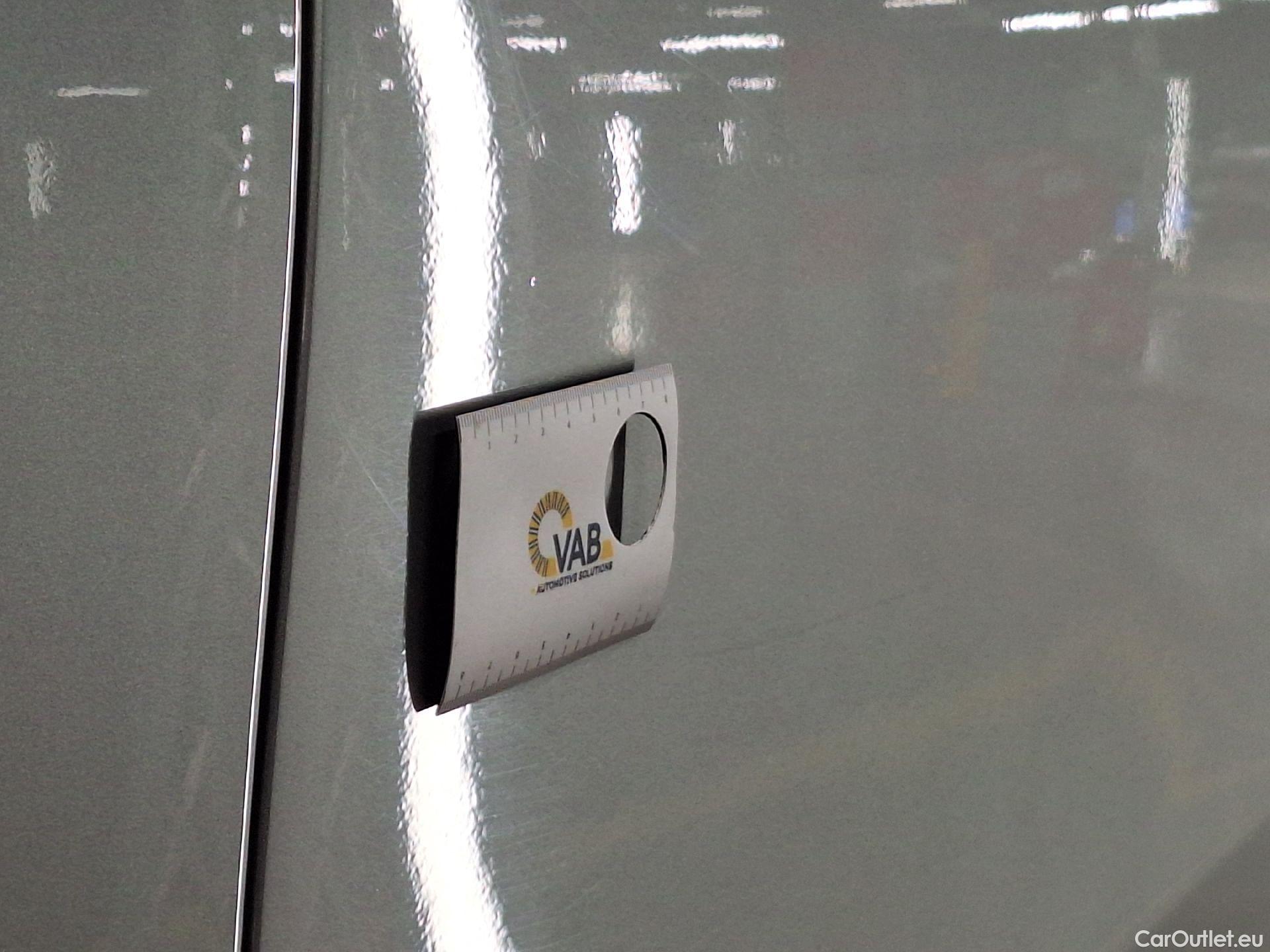  Mercedes  A-Klasse Mercedes, A-Class Berline '18, Mercedes-Benz  Limousine A 180d Business S #10