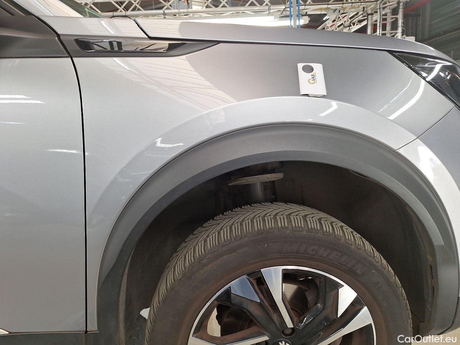  Peugeot  2008 Peugeot,  '19, Peugeot  1.5 BlueHDi 96kW S&S EAT8 Allure 5d #20