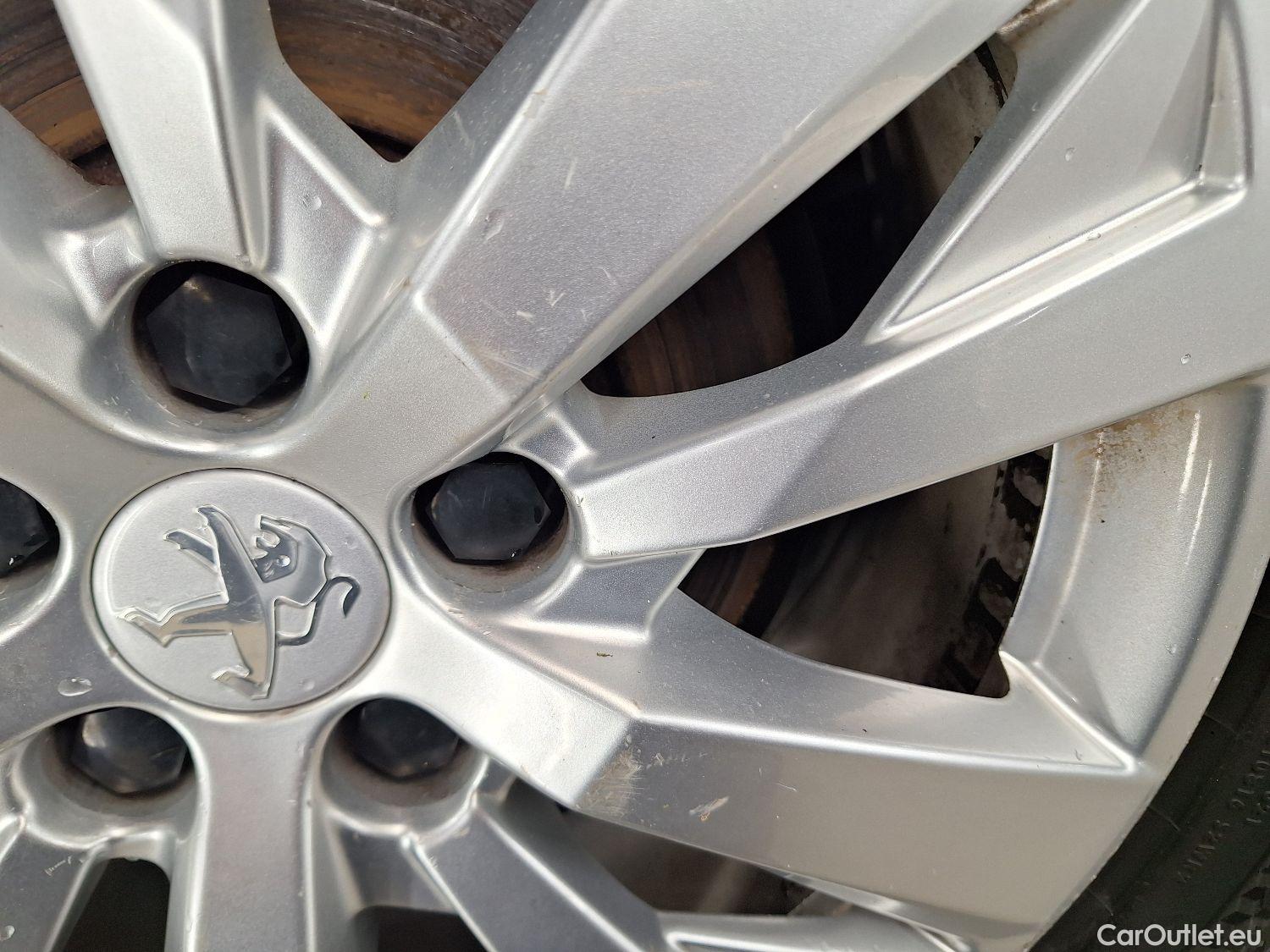  Peugeot  5008 Peugeot,  FL'20, Peugeot  1.5 BlueHDi 96kW S&S Active Pack 5d #6