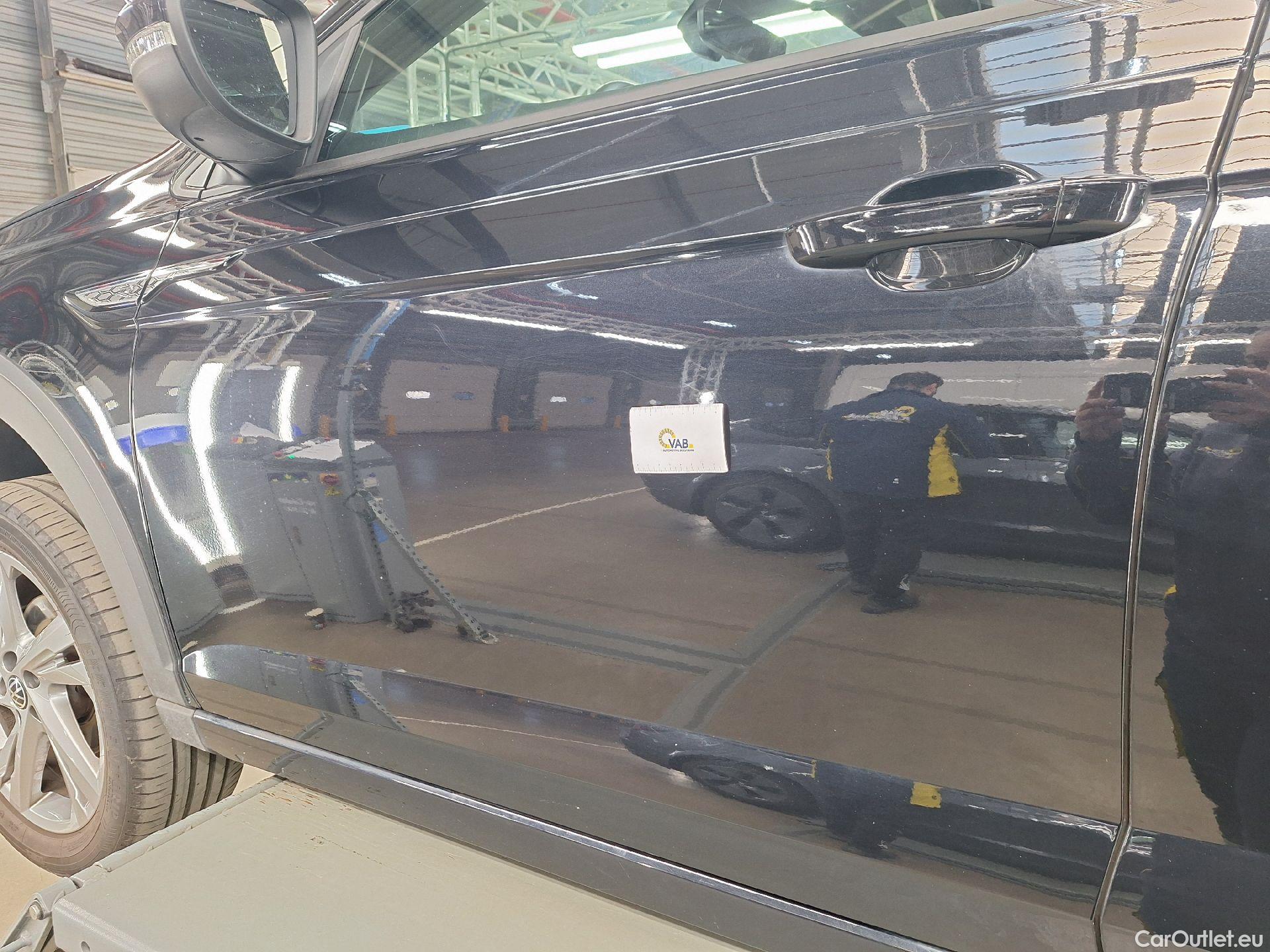  Volkswagen  Taigo VW,  '21, Volkswagen  1.0 TSI 81KW DSG R-Line Business  #1