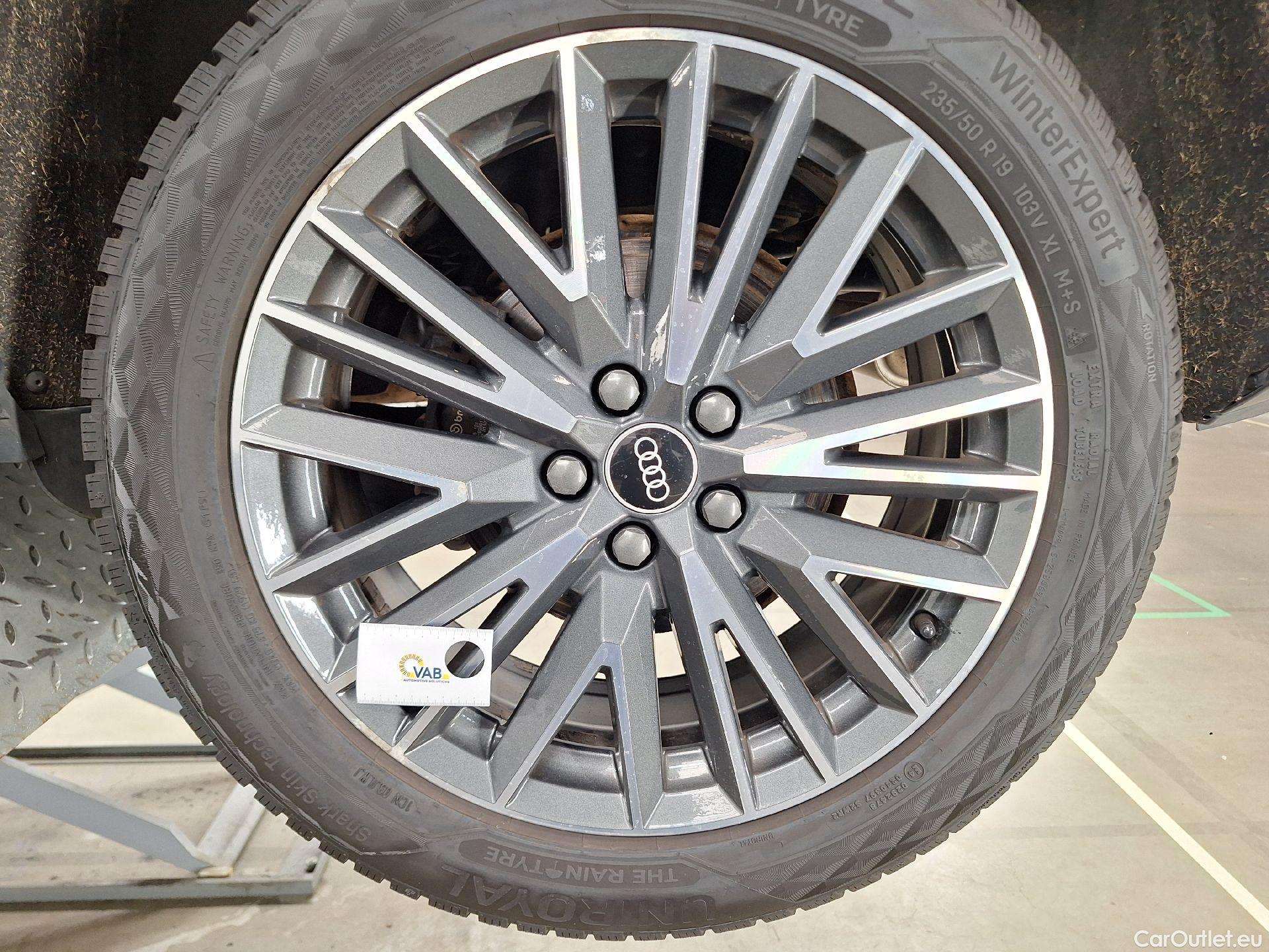  Audi  Q3 Audi,  SB '19, Audi  Sportback 35 TDI S tronic S Line Business  #43