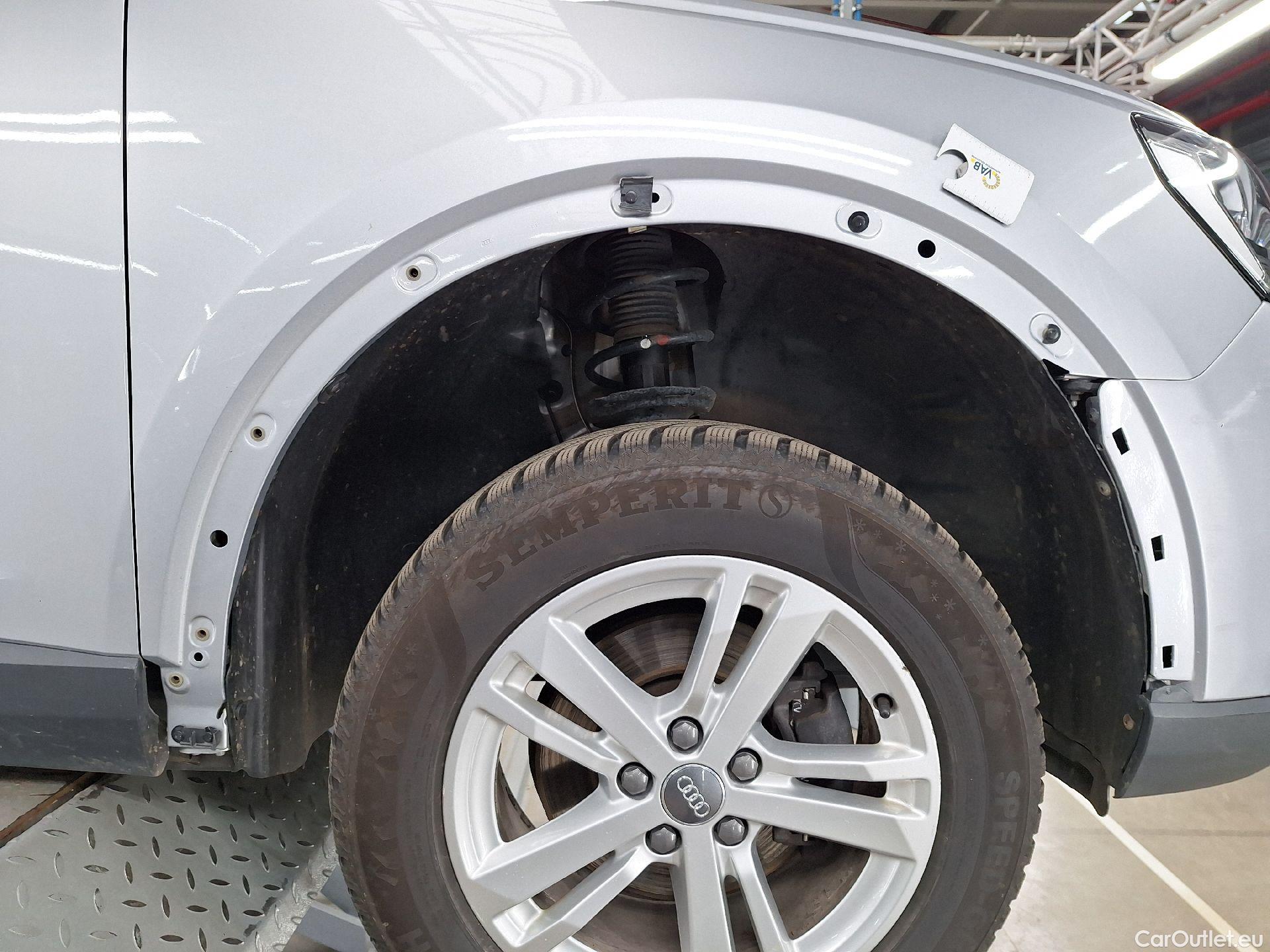  Audi  Q3 Audi,  '18, Audi  35 TDI S Tronic Business Edition 5d #25