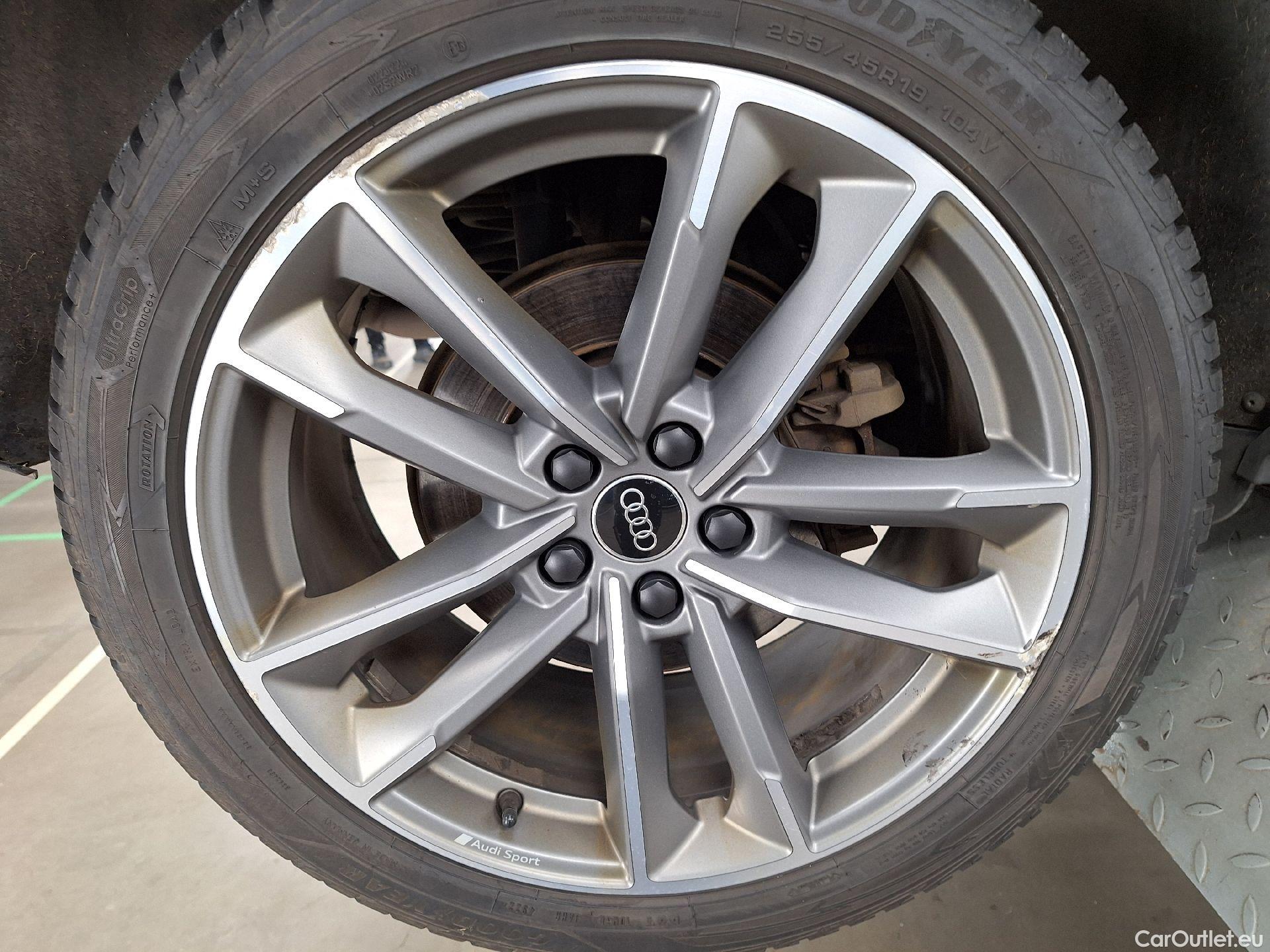  Audi  Q3 Audi,  SB '19 PHEV, Audi  Sportback 45 TFSI e S tronic S Line 5d #10