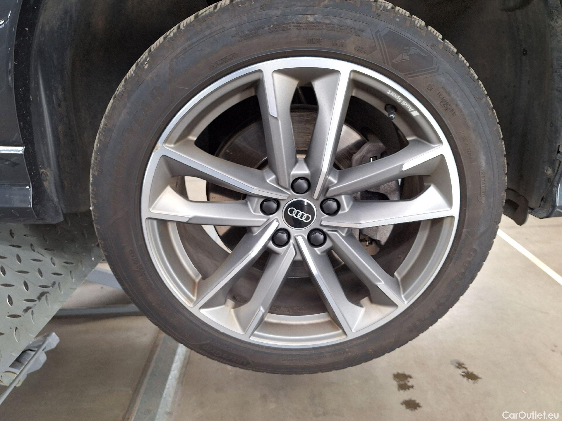  Audi  Q3 Audi,  SB '19 PHEV, Audi  Sportback 45 TFSI e S tronic S Line 5d #20