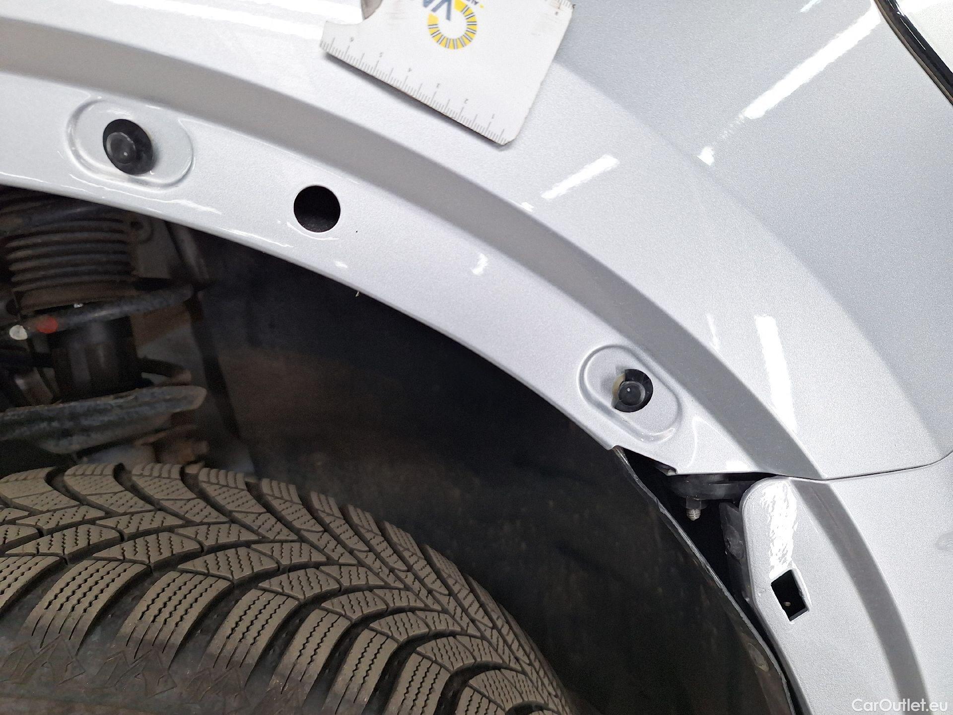  Audi  Q3 Audi,  '18, Audi  35 TDI S Tronic Business Edition 5d #26