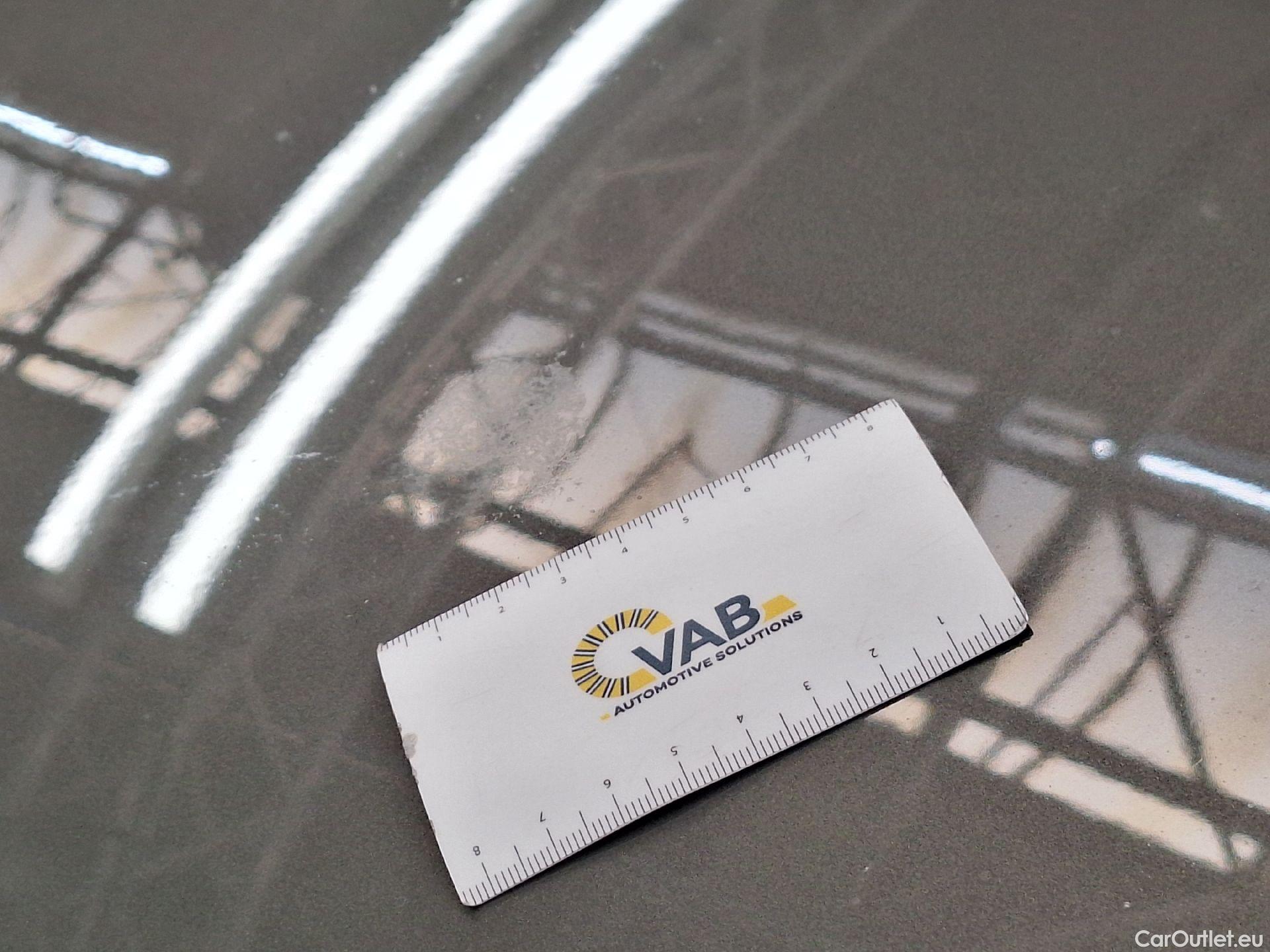  Audi  Q3 Audi,  '18, Audi  35 TDI S Tronic Business Edition 5d #36