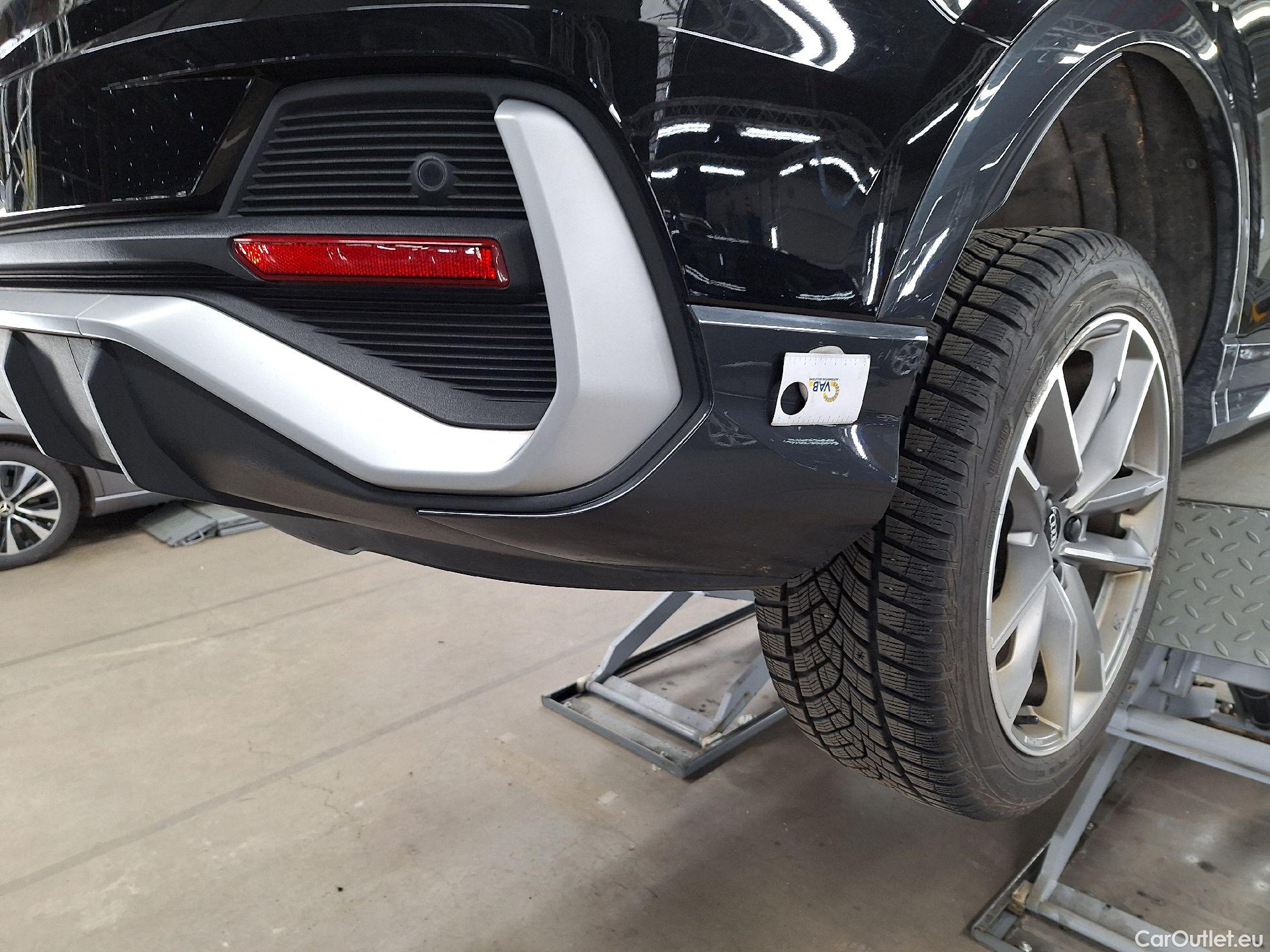  Audi  Q3 Audi,  SB '19 PHEV, Audi  Sportback 45 TFSI e S tronic S Line 5d #8