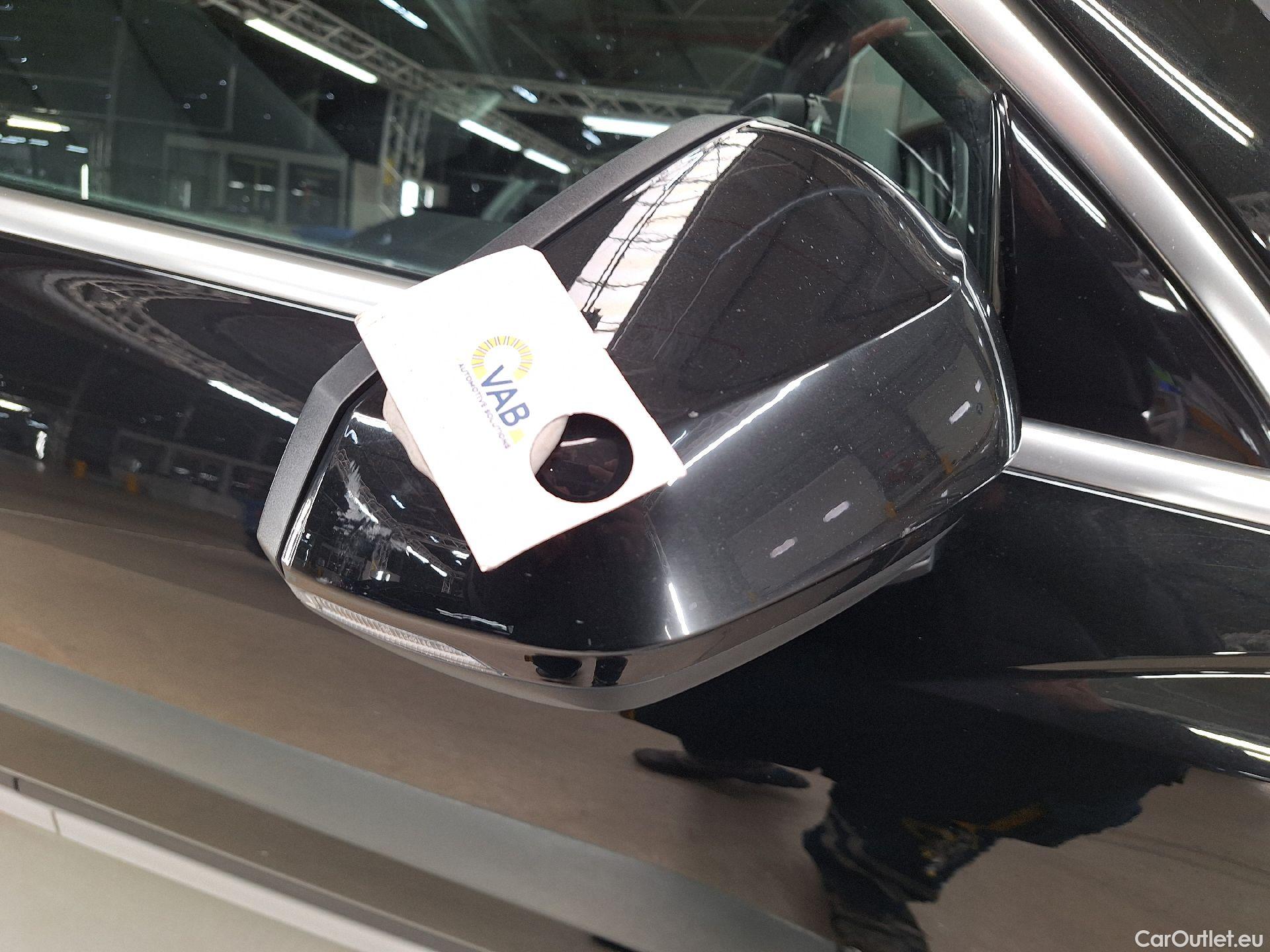  Audi  Q3 Audi,  SB '19 PHEV, Audi  Sportback 45 TFSI e S tronic S Line 5d #22