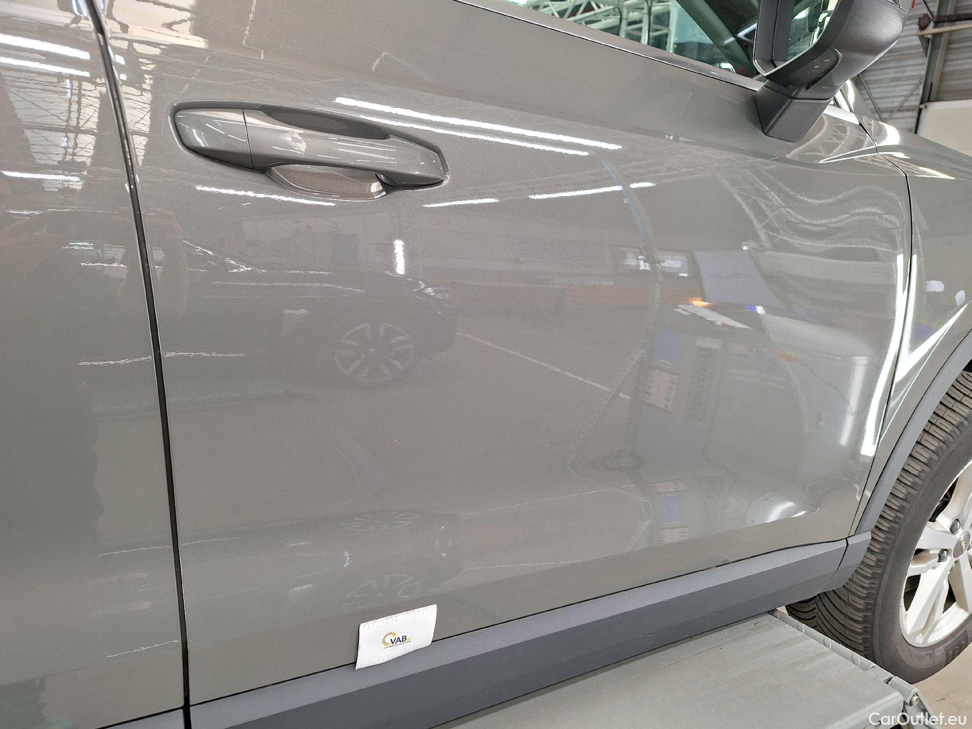  Audi  Q3 Audi,  '18, Audi  35 TDI S Tronic Business Edition 5d #30