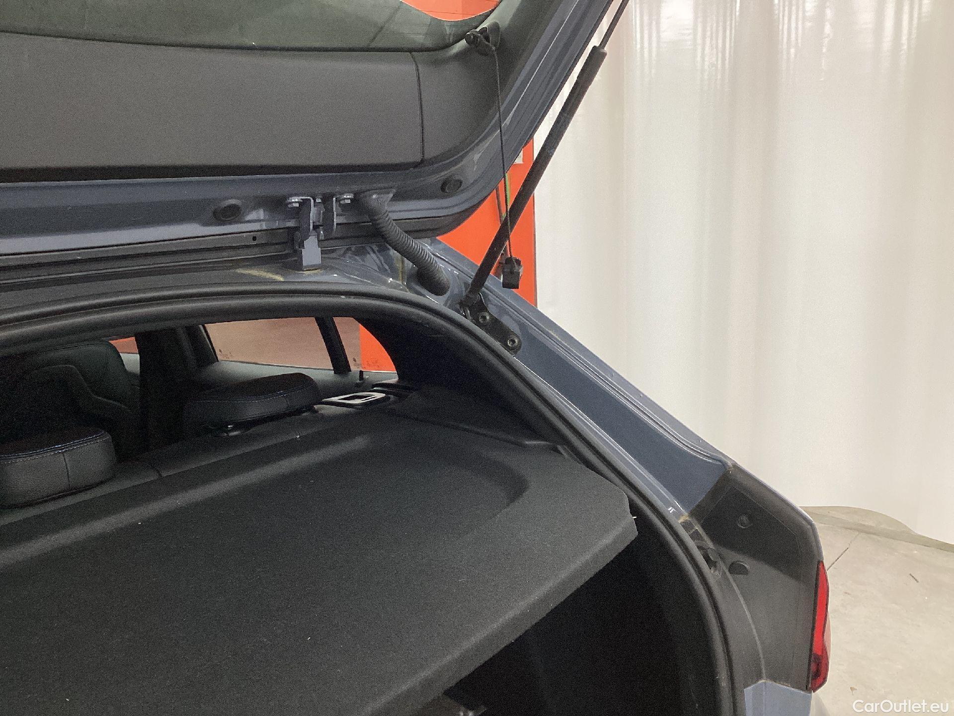  Bmw  Serie 1 BMW, 1-serie '19, BMW 1 Reeks Hatch 118iA (103 kW) 5d #35