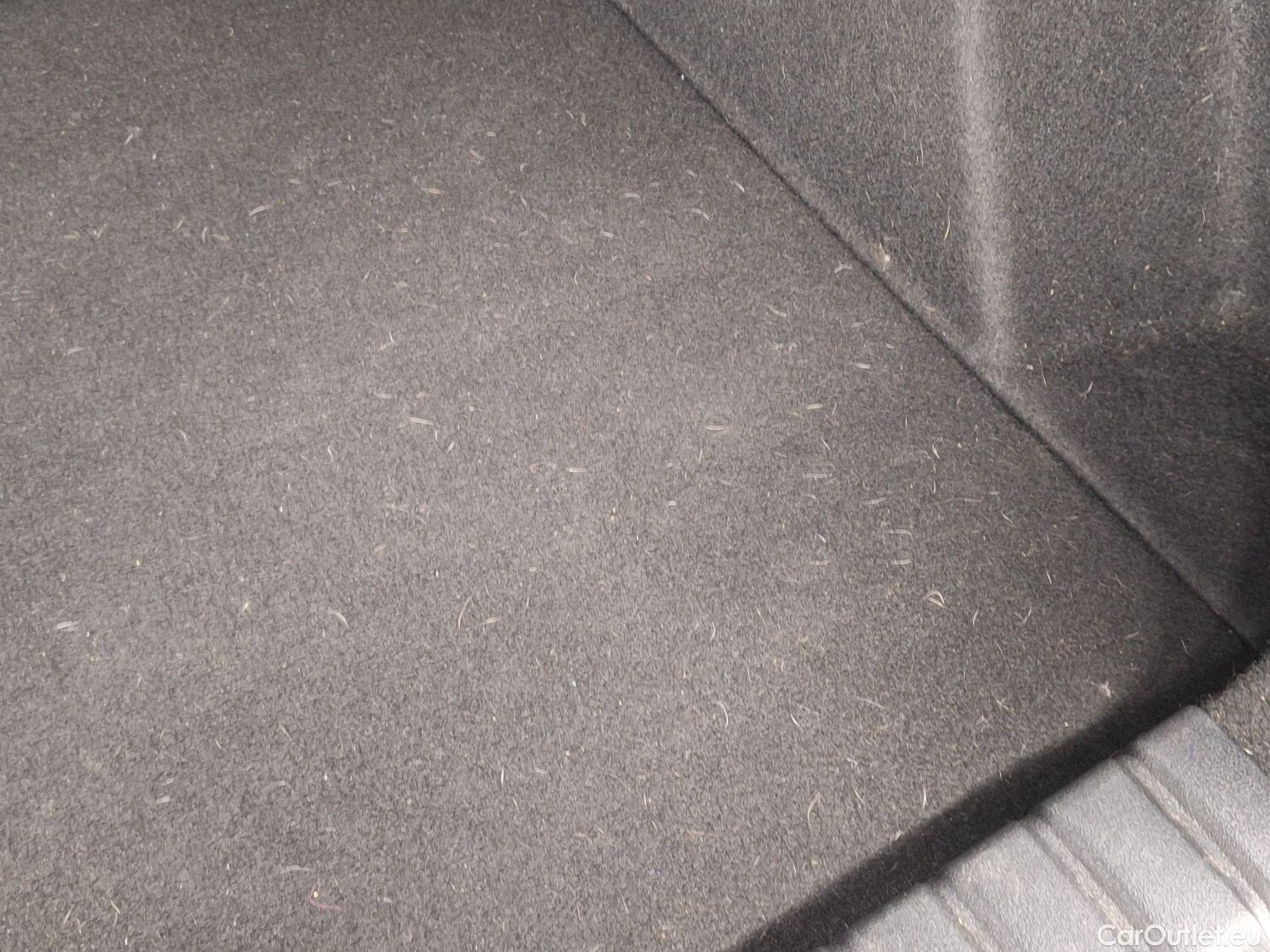  Bmw  Serie 1 BMW, 1-serie '19, BMW 1 Reeks Hatch 116iA (80 kW) 5d #42