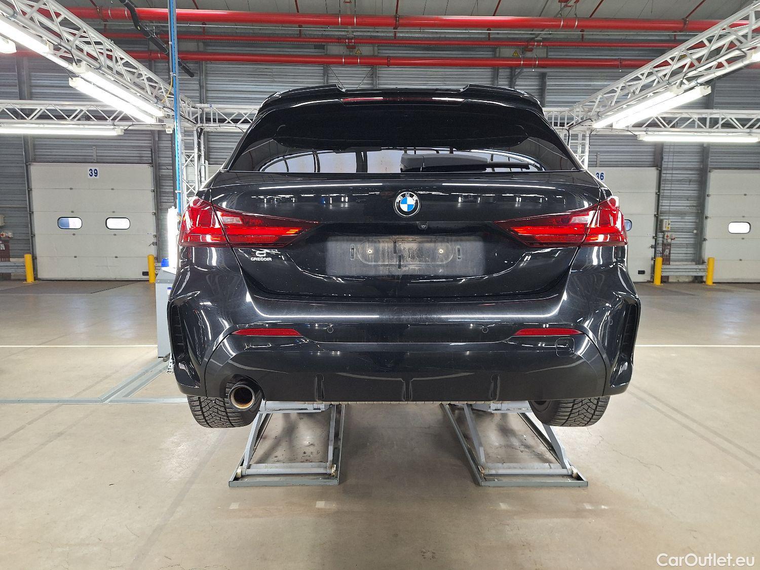  Bmw  Serie 1 BMW, 1-serie '19, BMW 1 Reeks Hatch 116iA (80 kW) 5d #31