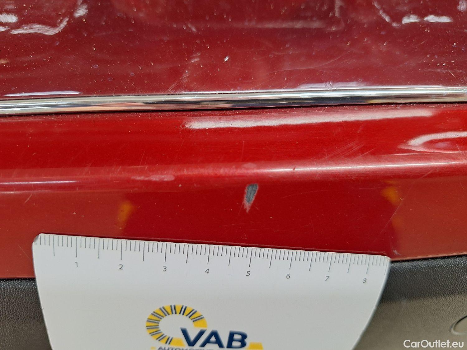  Mercedes  GLB Mercedes,  '19, Mercedes-Benz   220 d 5d 7pl #26