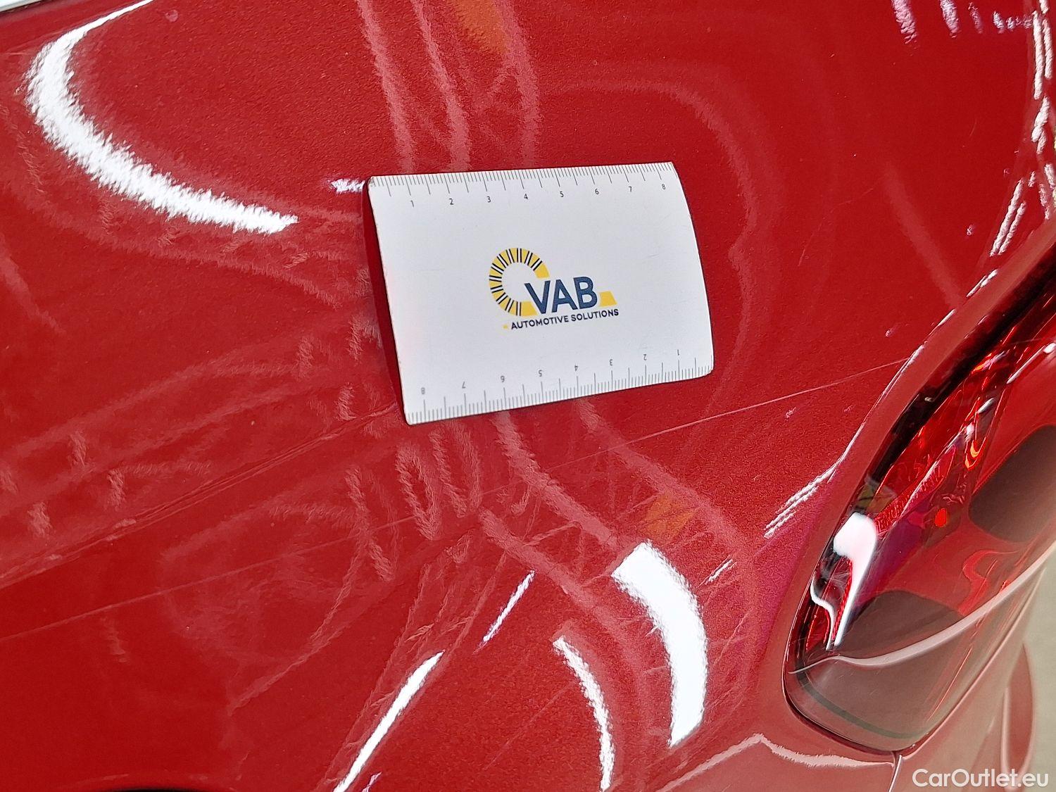  Mercedes  GLB Mercedes,  '19, Mercedes-Benz   220 d 5d 7pl #31