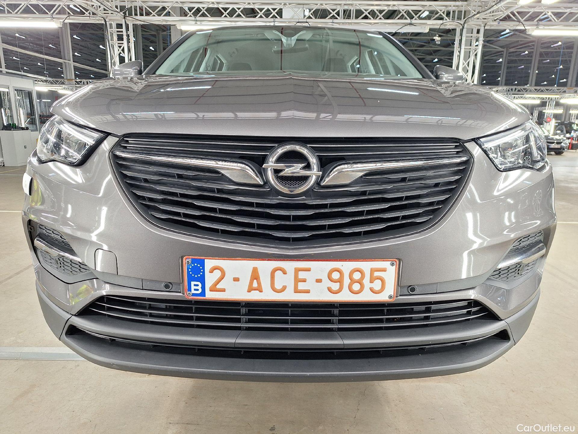  Opel   Grandland X Opel, '17, Opel 1.5 Turbo D D S/S AT8 Edition 5d #1