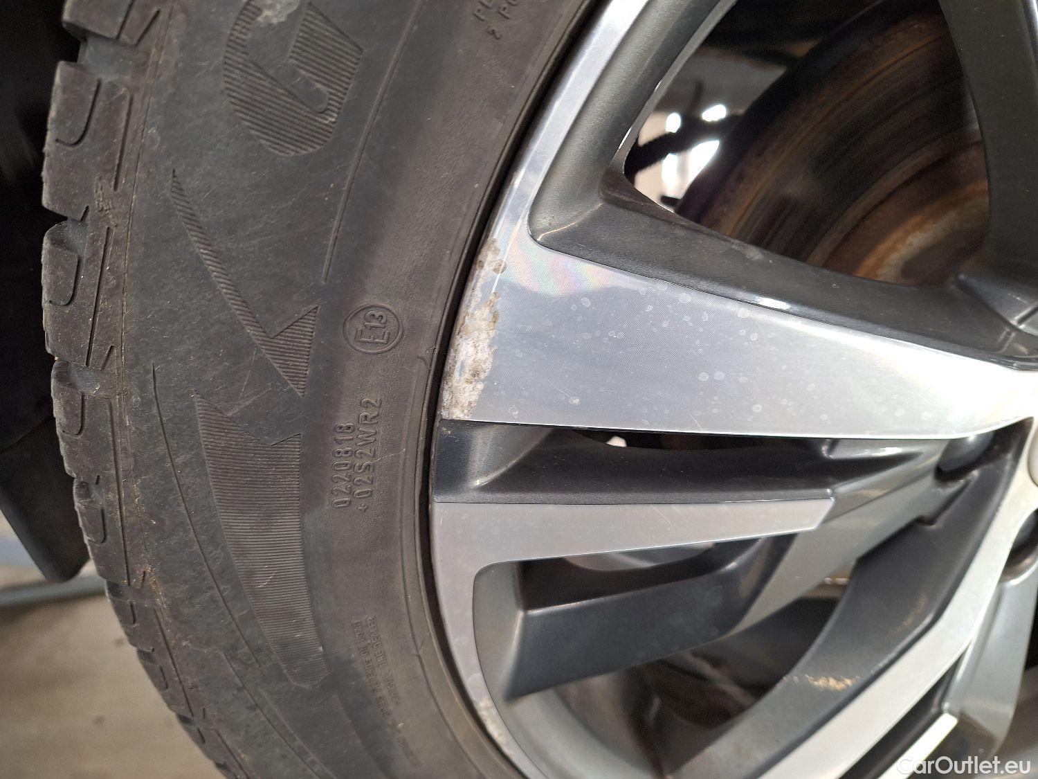  Peugeot  5008 Peugeot,  1.5BHDi-kw,  1.5BHDi 96kW Allure #11