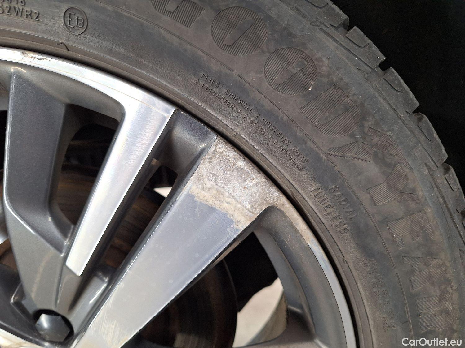  Peugeot  5008 Peugeot,  1.5BHDi-kw,  1.5BHDi 96kW Allure #9