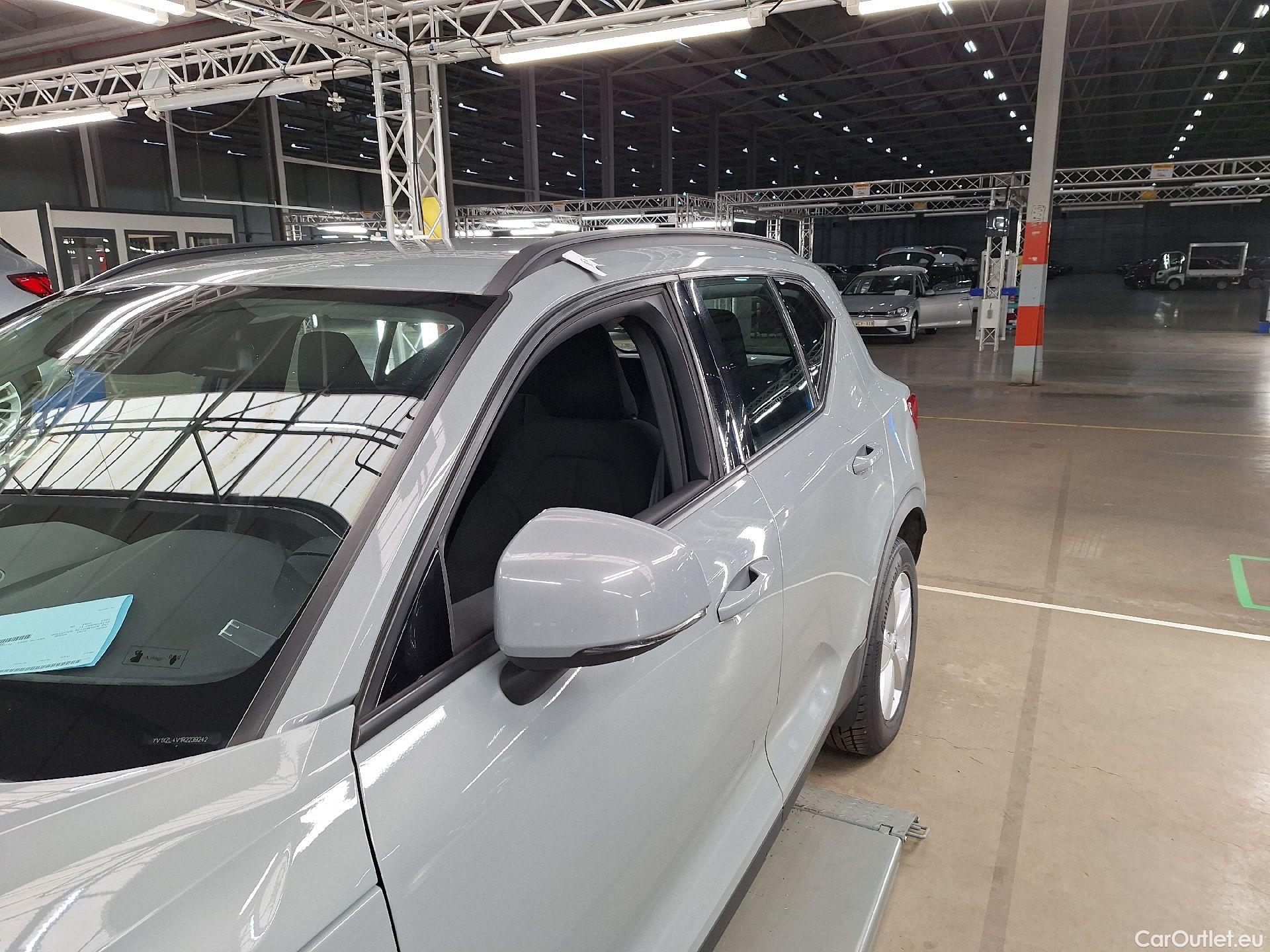  Volvo  XC 40 Volvo, XC40 FL'21, Volvo XC40 T2 Essential Aut. 5d #1