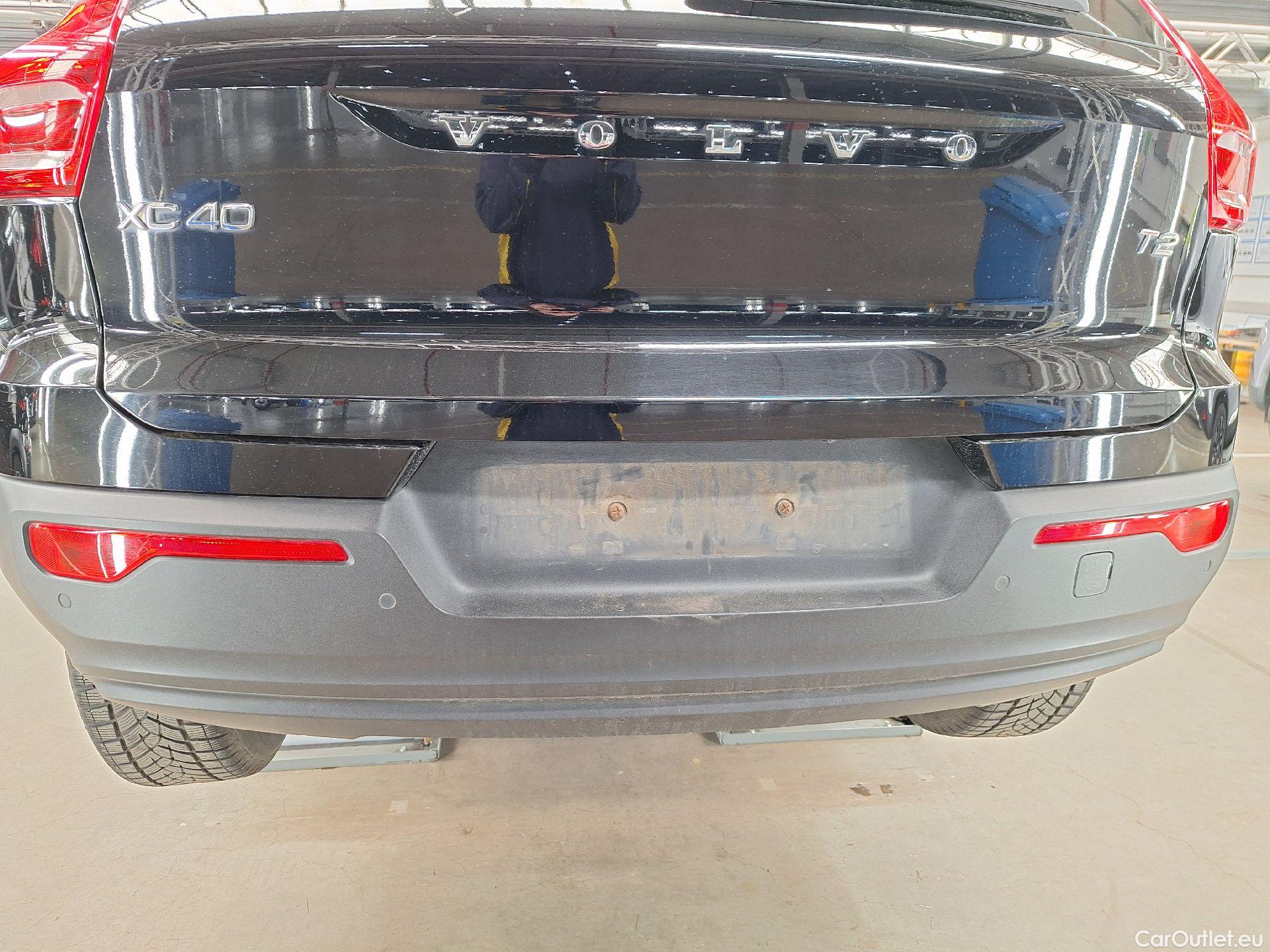  Volvo  XC 40 Volvo, XC40 '17, Volvo XC40 T2 Momentum Core 5d #27